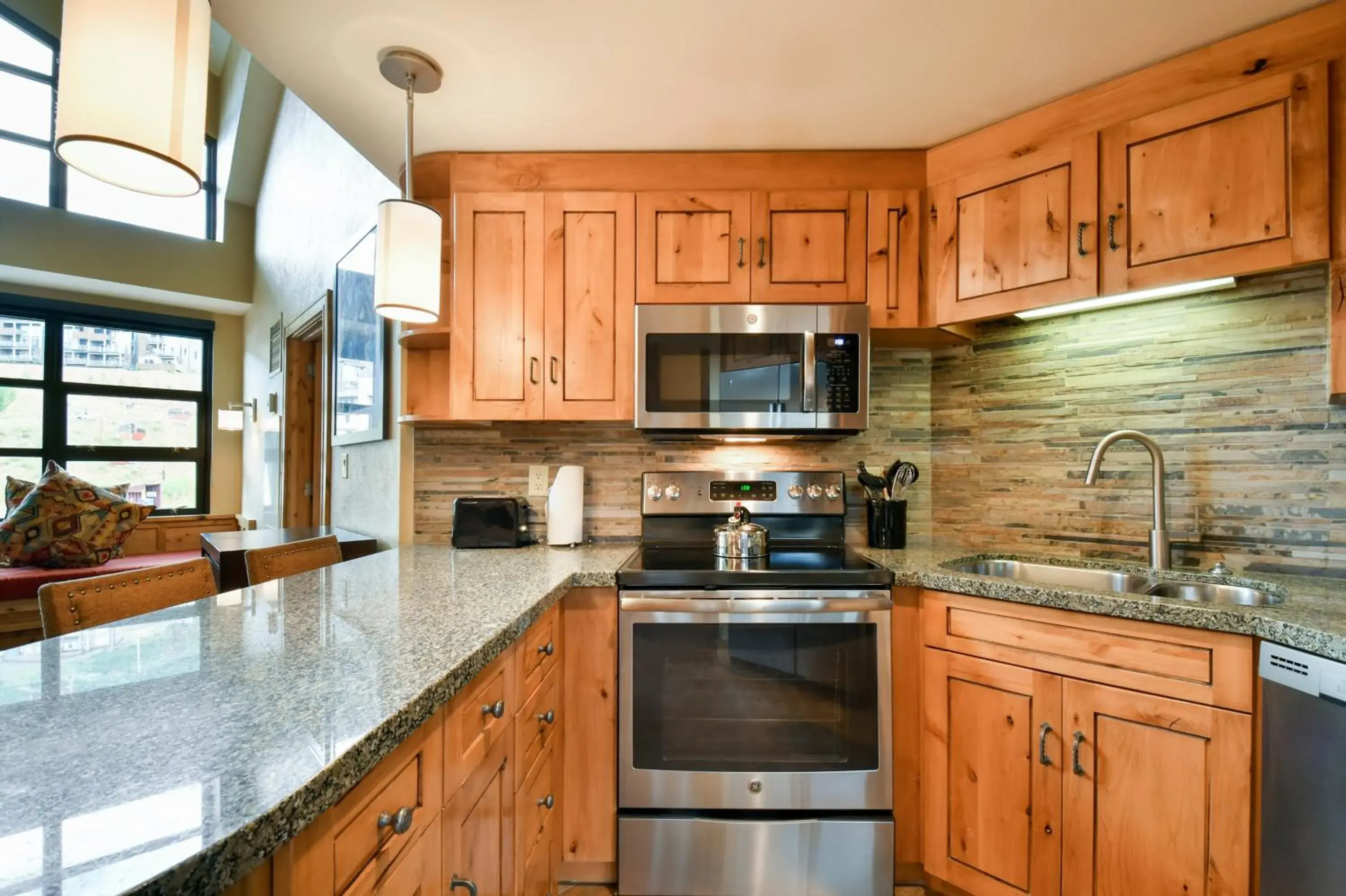 Kitchen/Kitchenette in Grand Summit Lodge Park City - Canyons Village