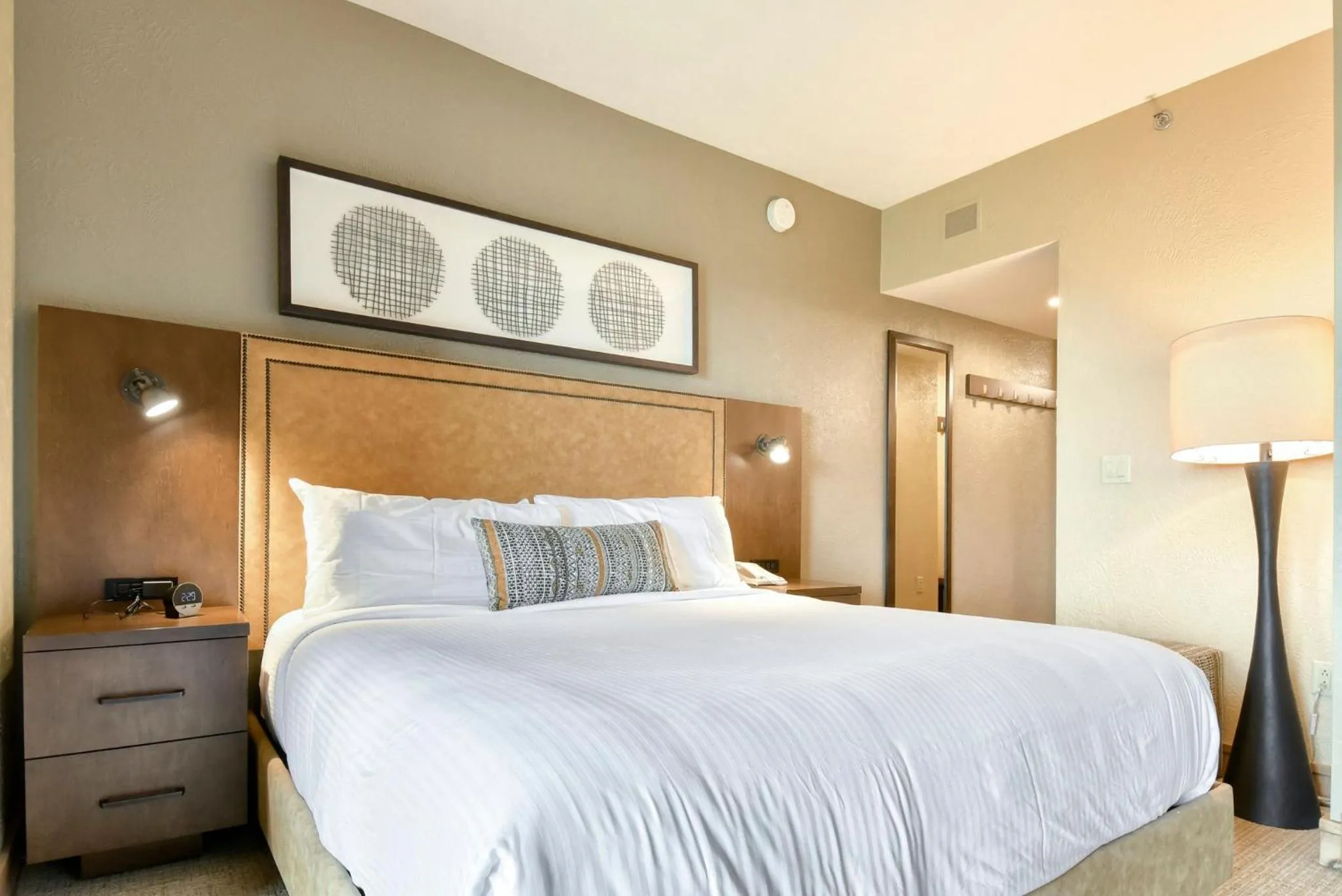 Photo of the whole room, Bed in Grand Summit Hotel - Canyons Village, a RockResort