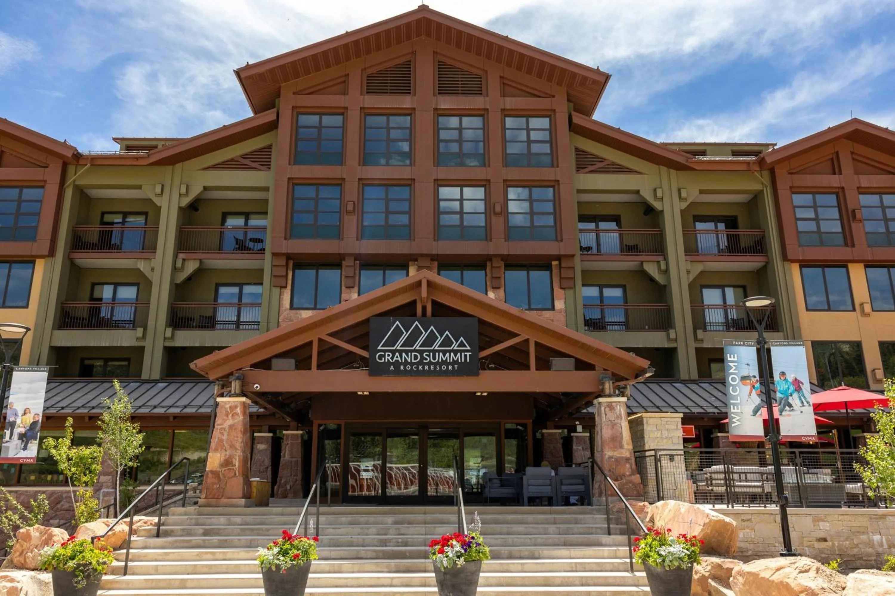 Property building in Grand Summit Hotel - Canyons Village, a RockResort