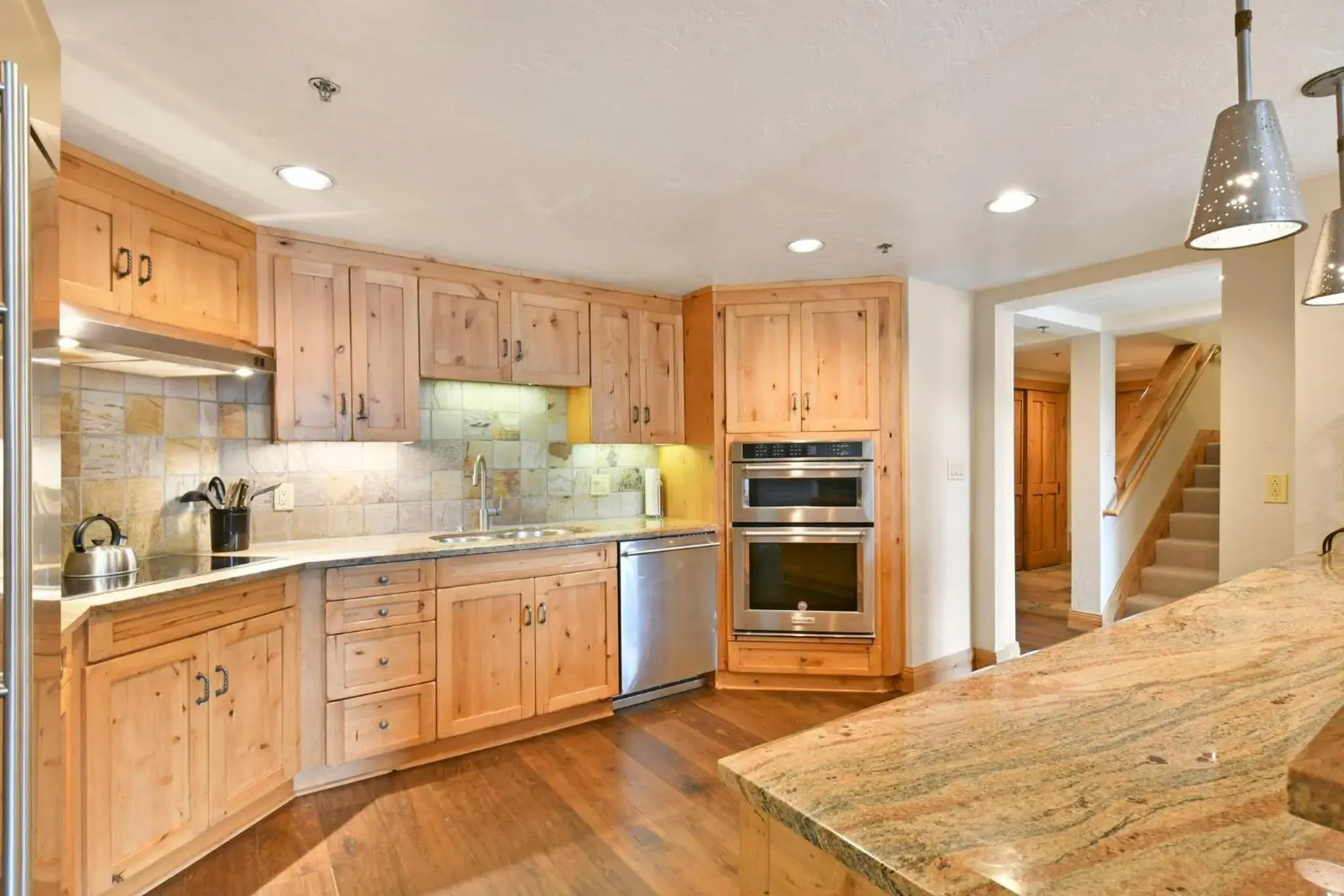 Kitchen or kitchenette, Kitchen/Kitchenette in Grand Summit Lodge Park City - Canyons Village