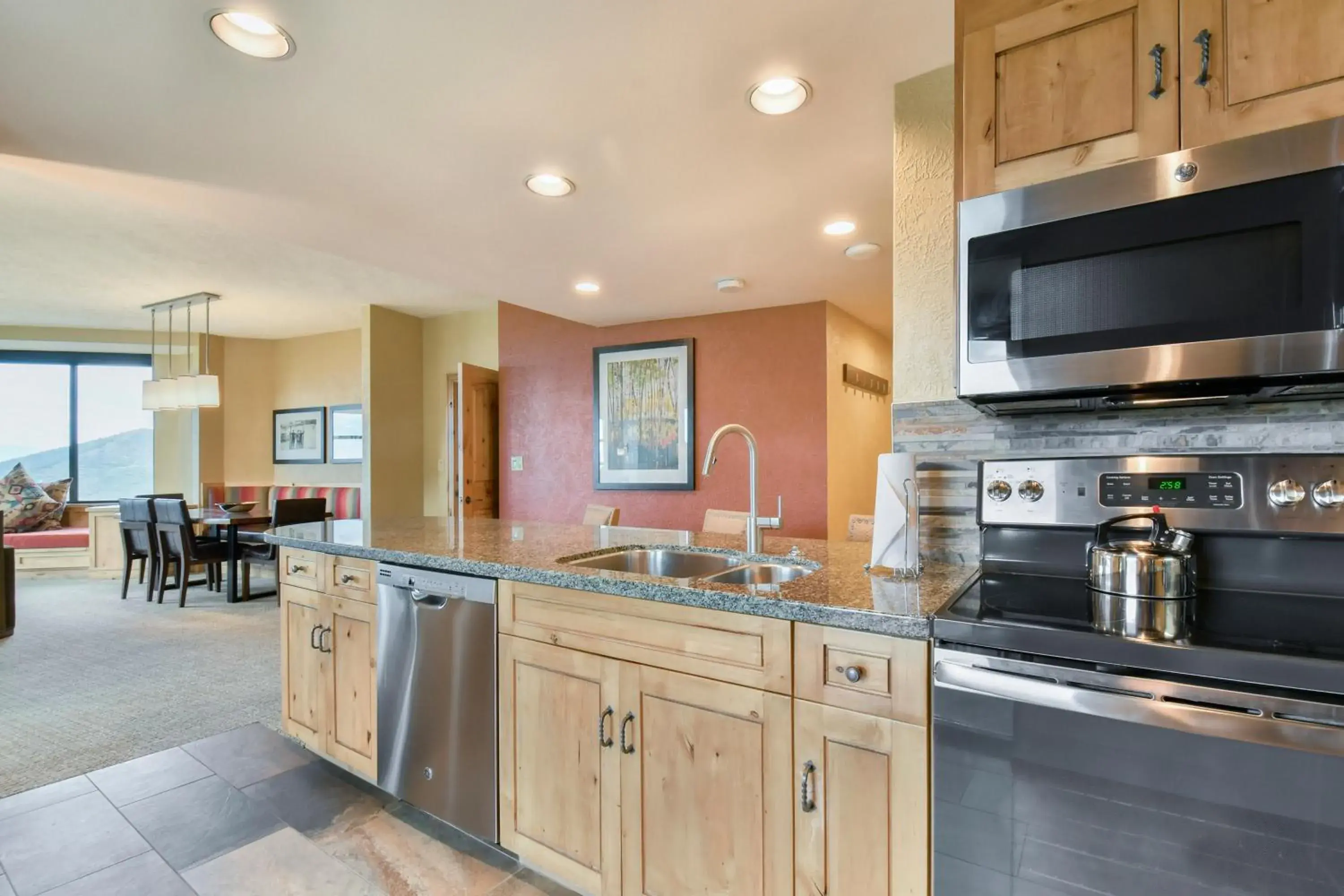 Kitchen/Kitchenette in Grand Summit Lodge Park City - Canyons Village