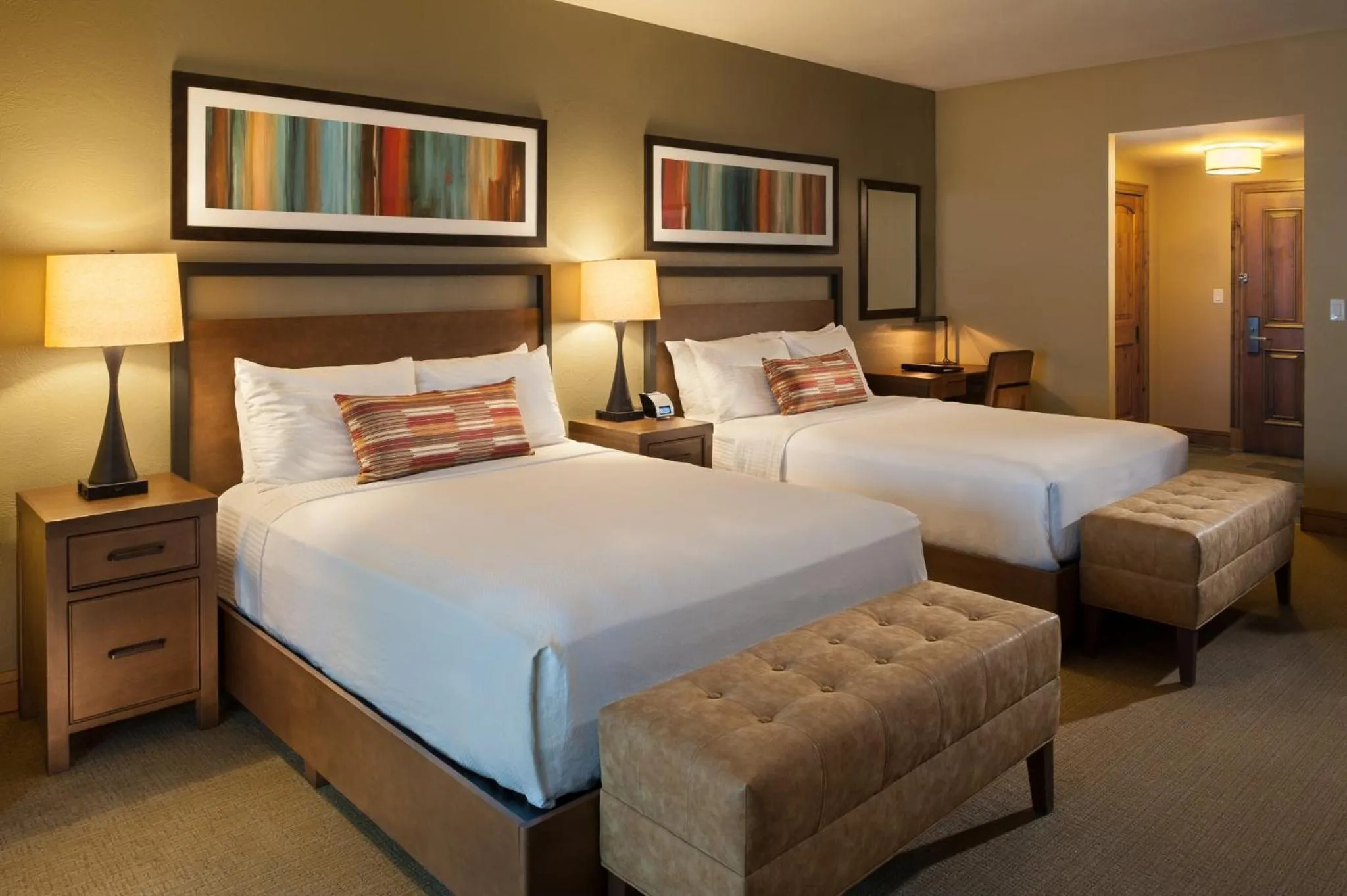 Bedroom, Bed in Grand Summit Hotel - Canyons Village, a RockResort