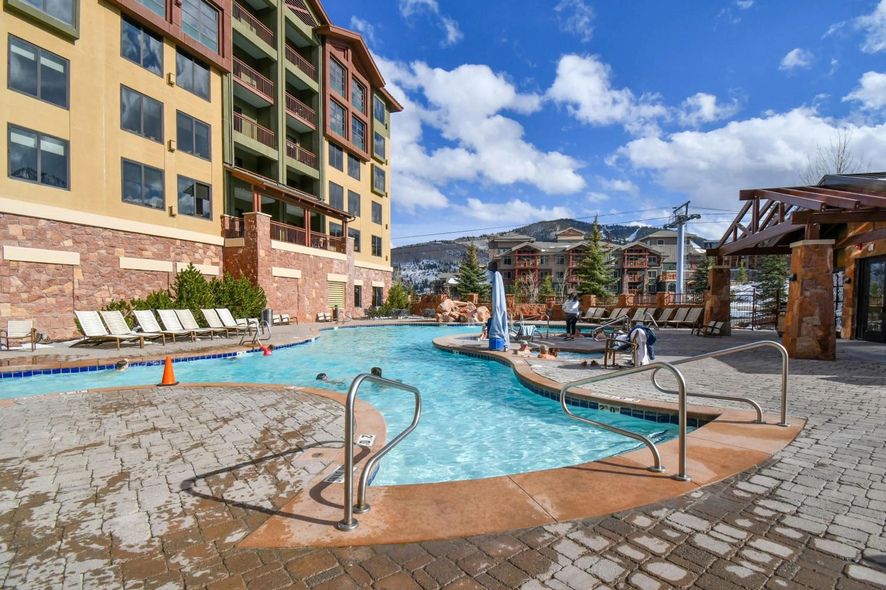 Swimming pool in Grand Summit Hotel - Canyons Village, a RockResort