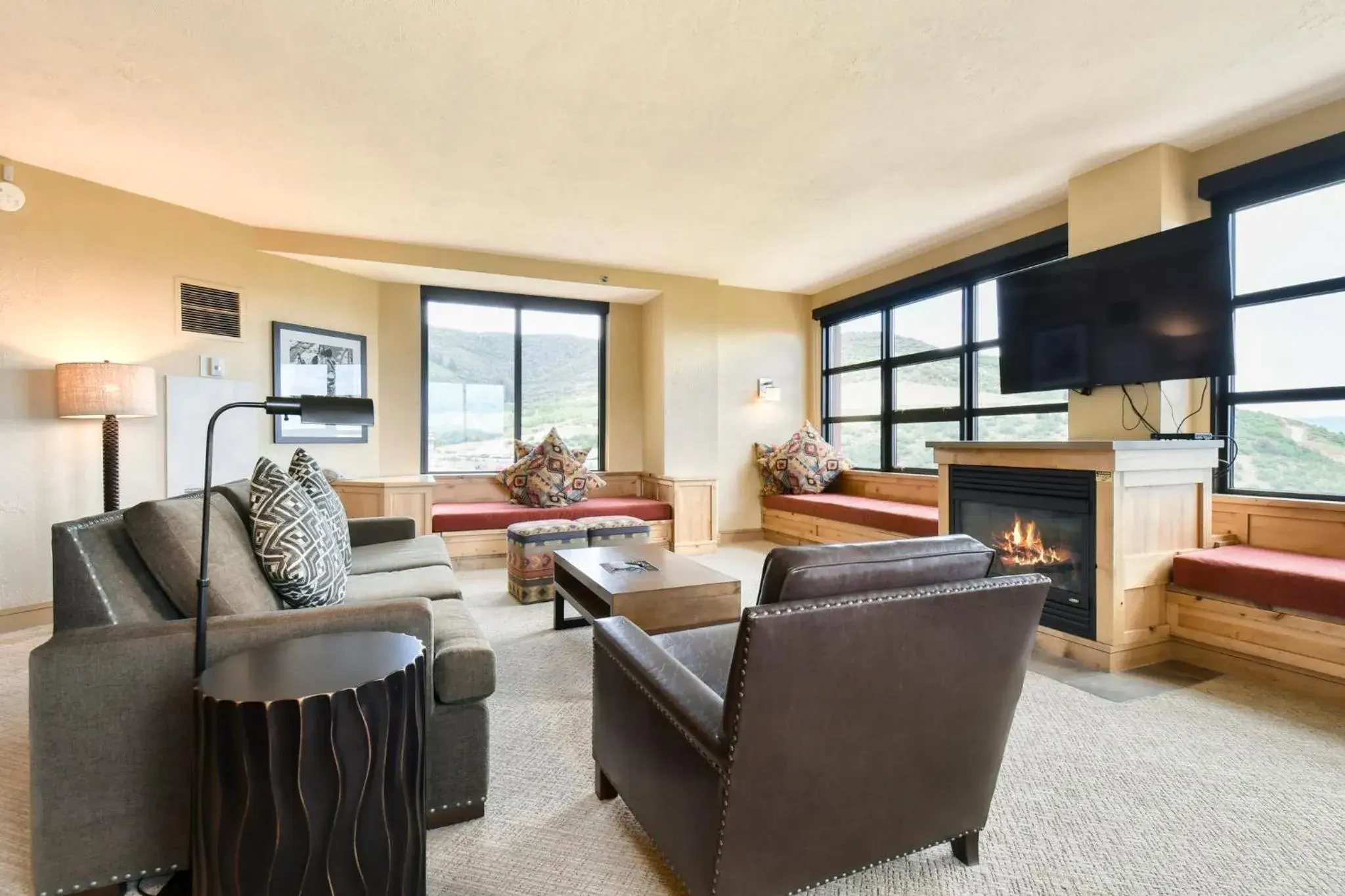 Living room, Seating Area in Grand Summit Lodge Park City - Canyons Village