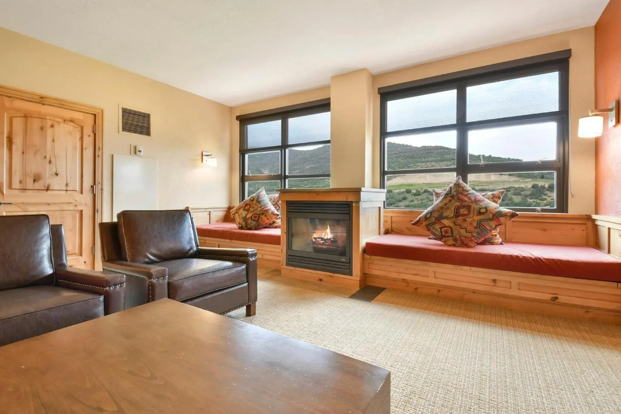 Living room, Seating Area in Grand Summit Lodge Park City - Canyons Village