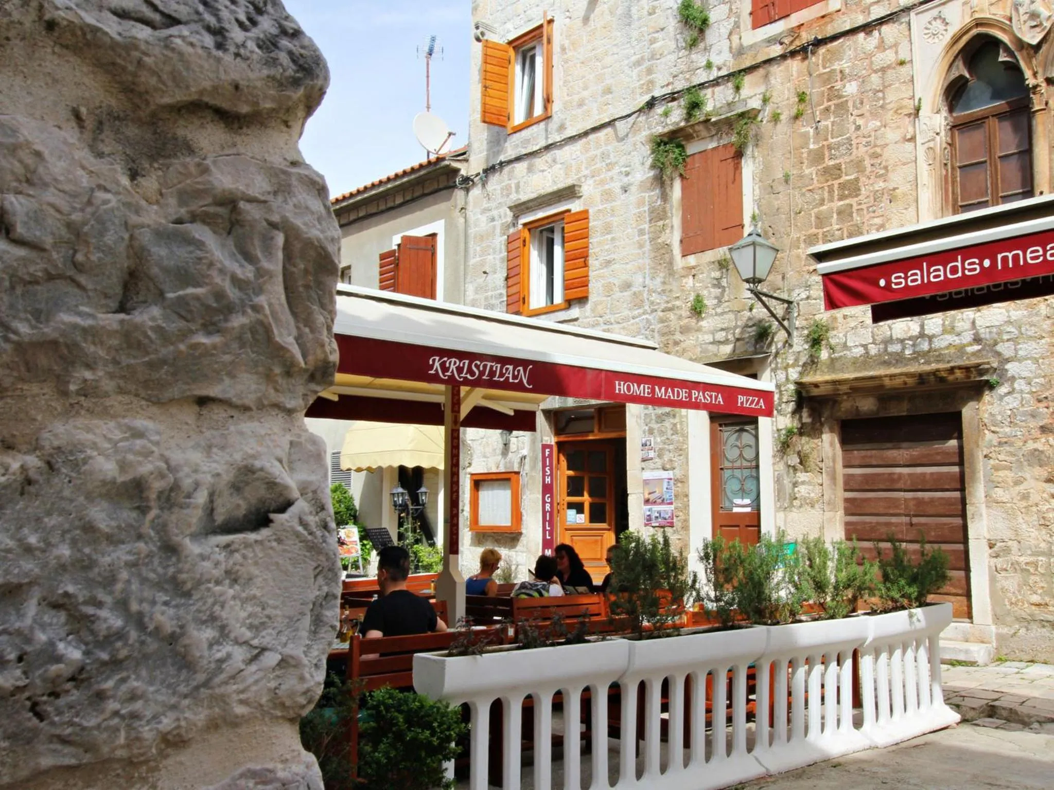 Property building in Villa Ivanka