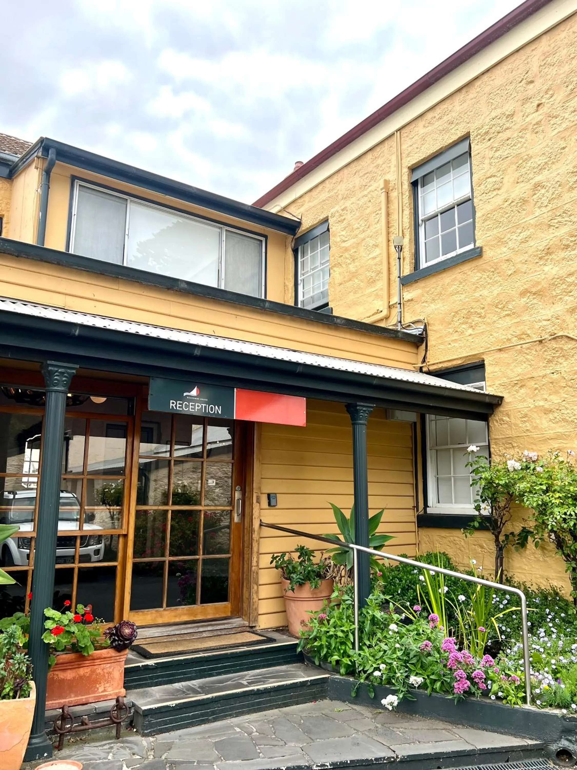 Lobby or reception in Seacombe House Motor Inn Port Fairy