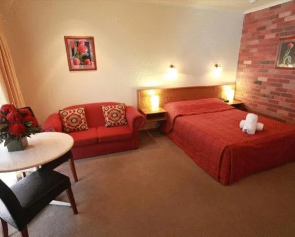 Bedroom, Bed in Mansfield Valley Motor Inn