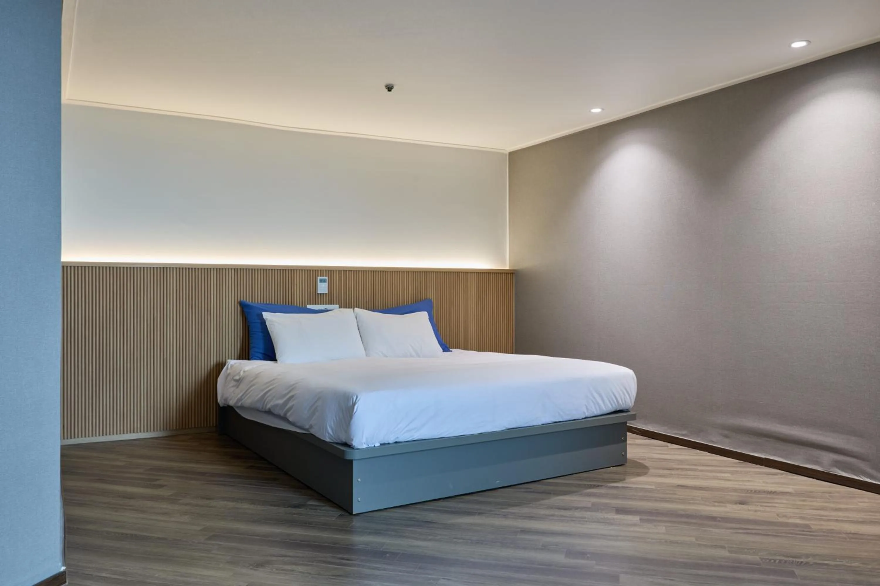 Bed in Kolon Hotel