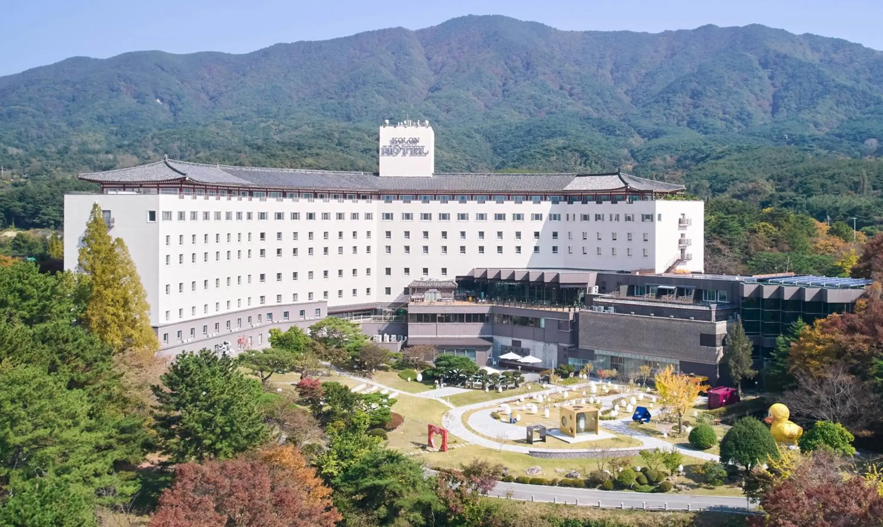 Property building in Kolon Hotel Property building in Kolon Hotel