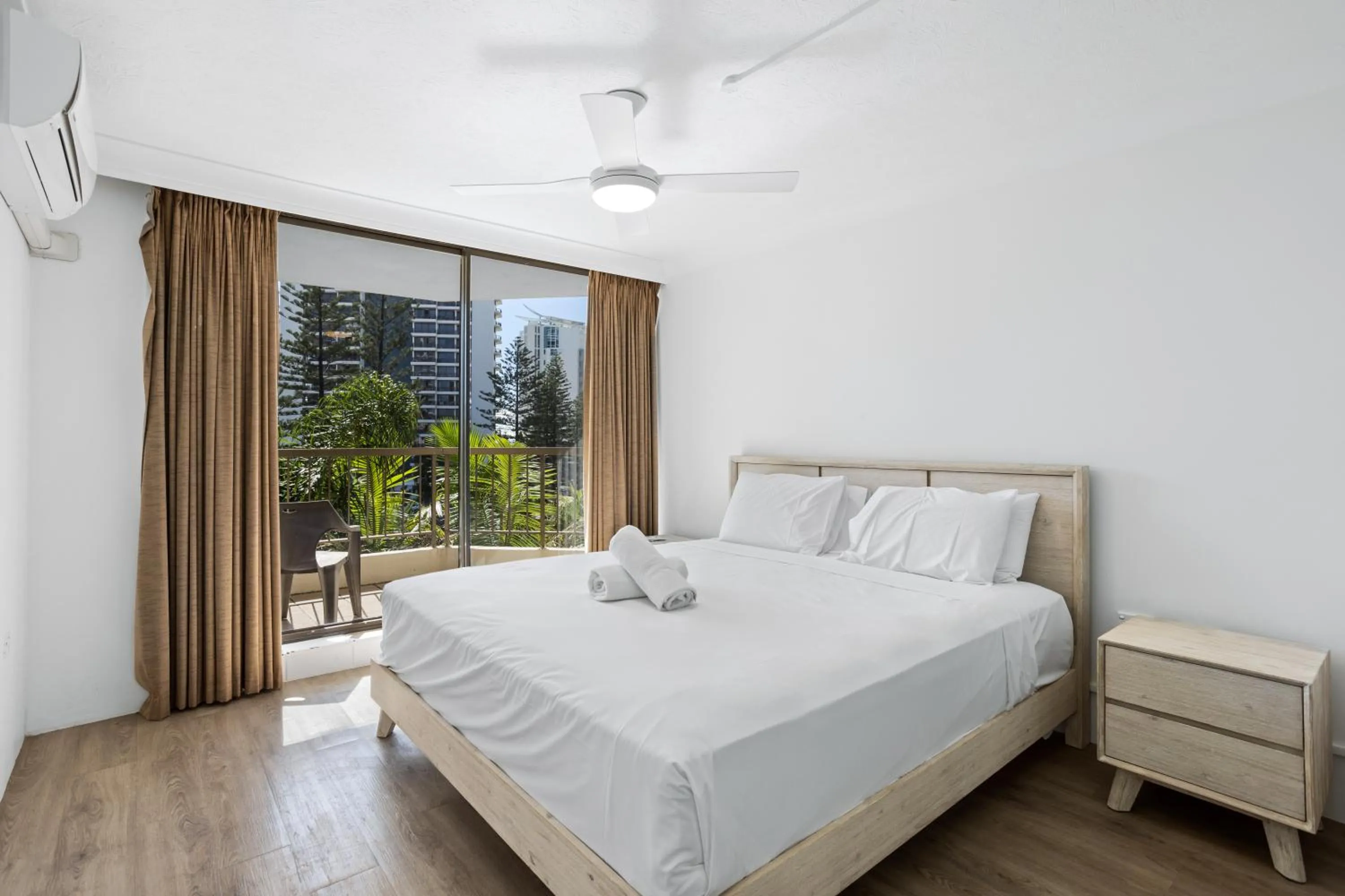 Photo of the whole room, Bed in Genesis Apartments by Gold Coast Premium