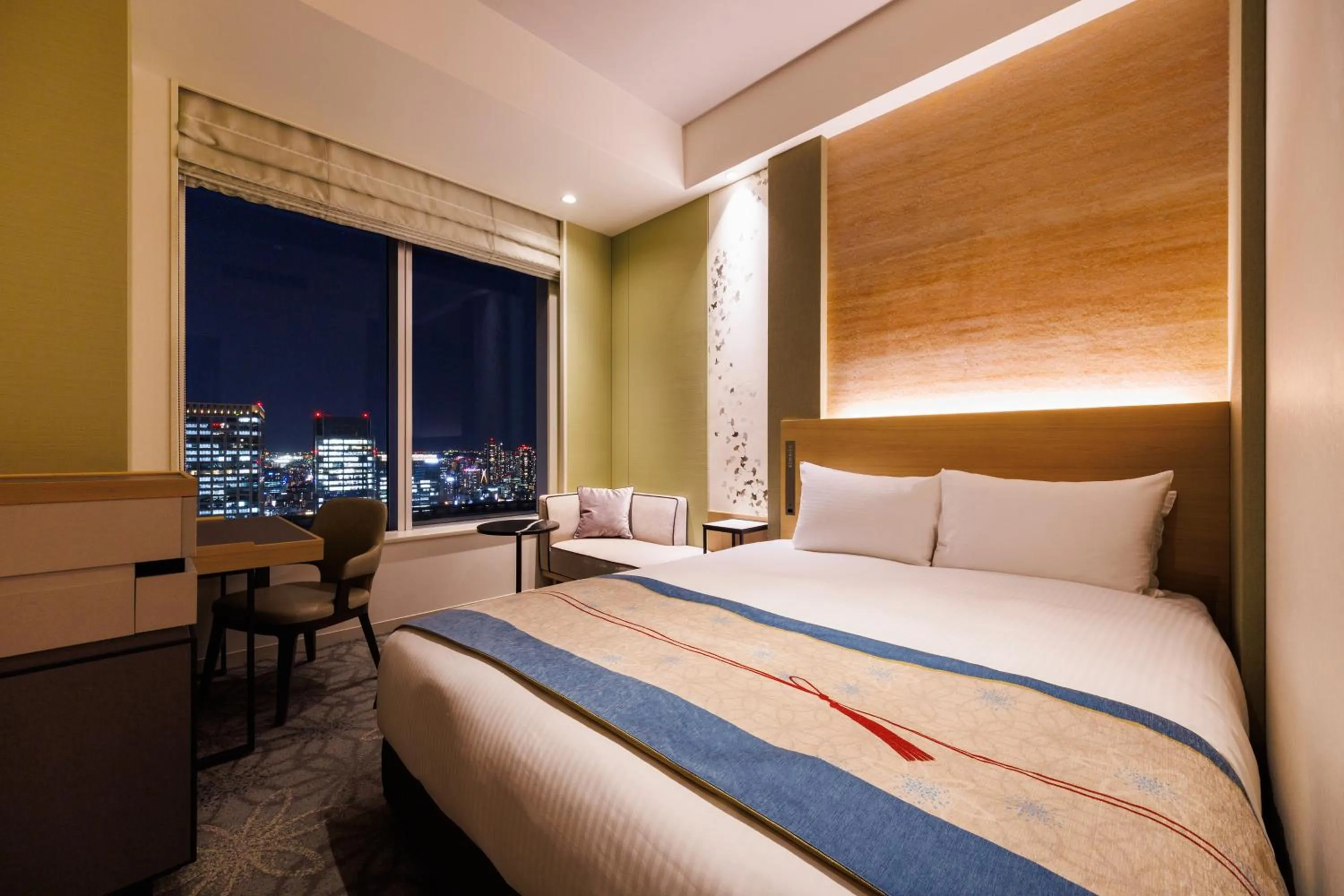 Bed in Hotel Metropolitan Tokyo Marunouchi