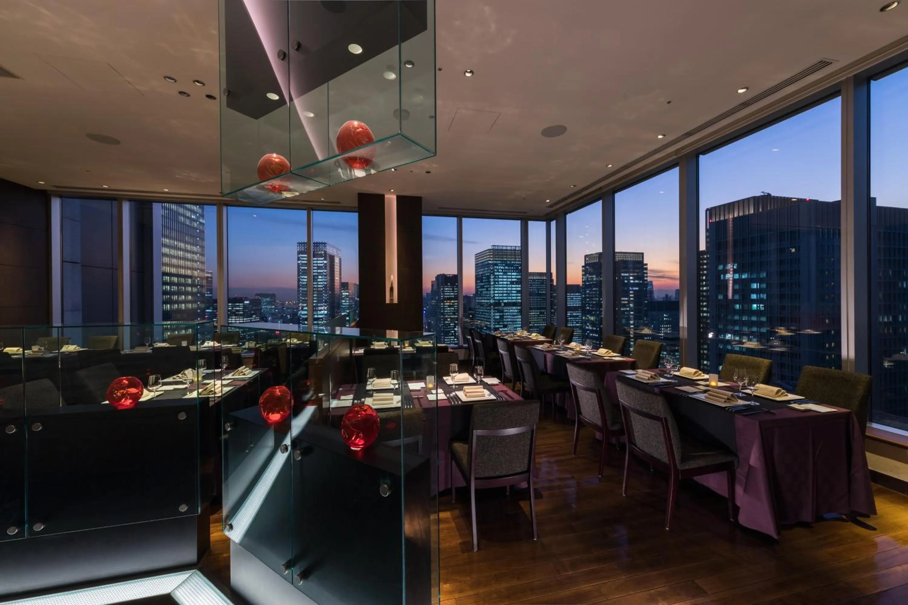 Restaurant/places to eat in Hotel Metropolitan Tokyo Marunouchi