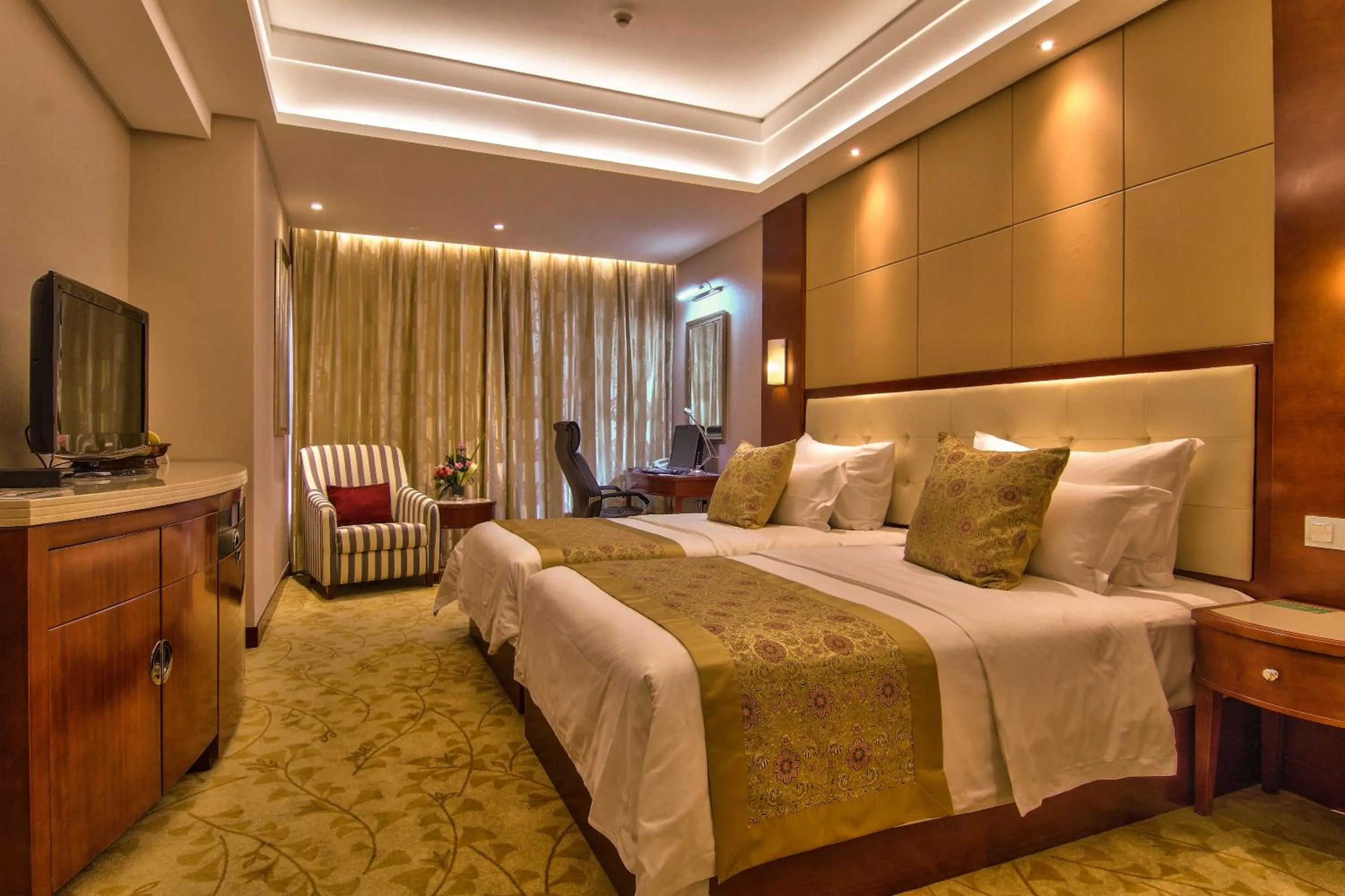 Bed in Citic Ningbo International Hotel