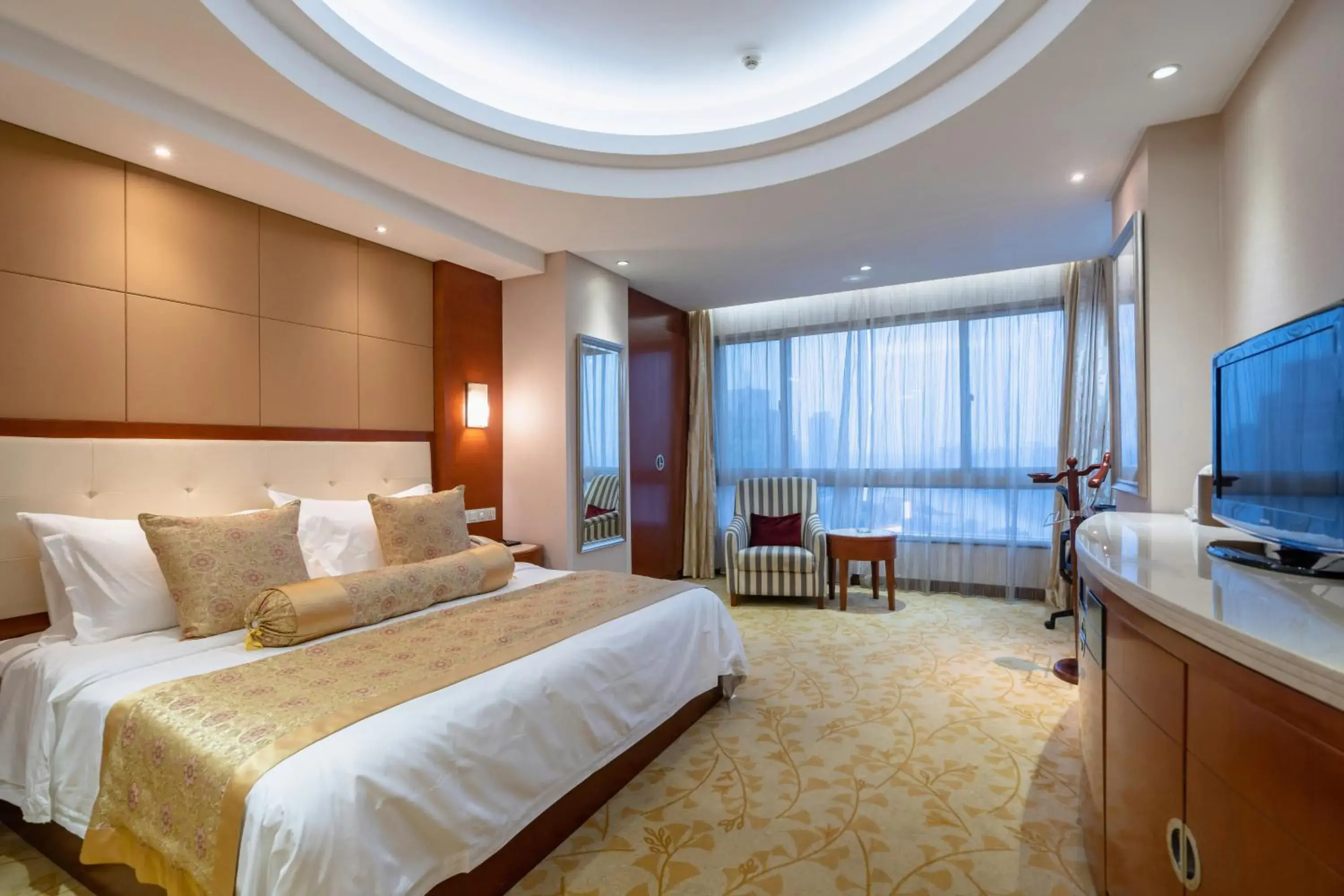 Photo of the whole room, Bed in Citic Ningbo International Hotel Photo of the whole room, Bed in Citic Ningbo International Hotel