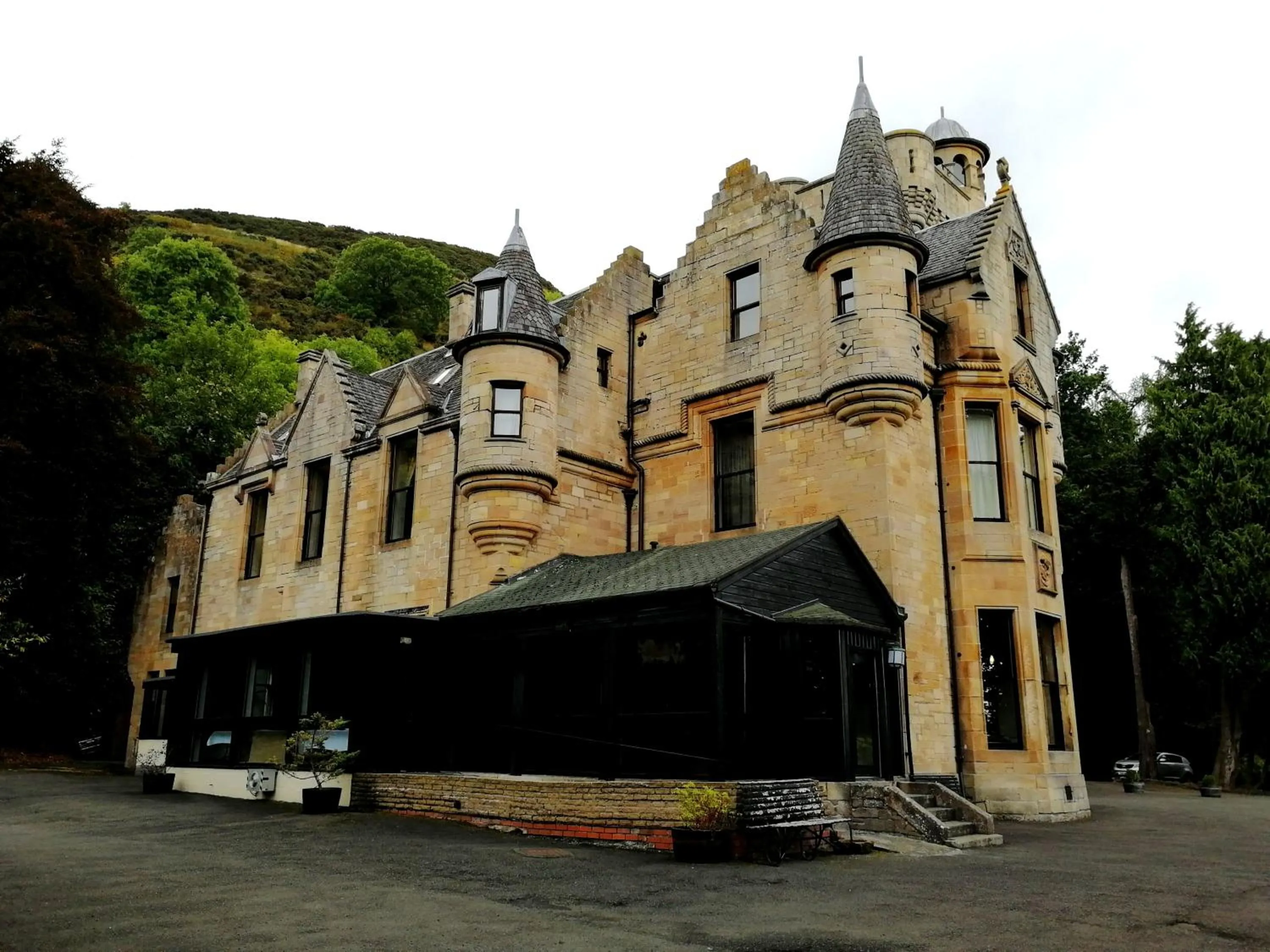 Property building in Broomhall Castle Hotel