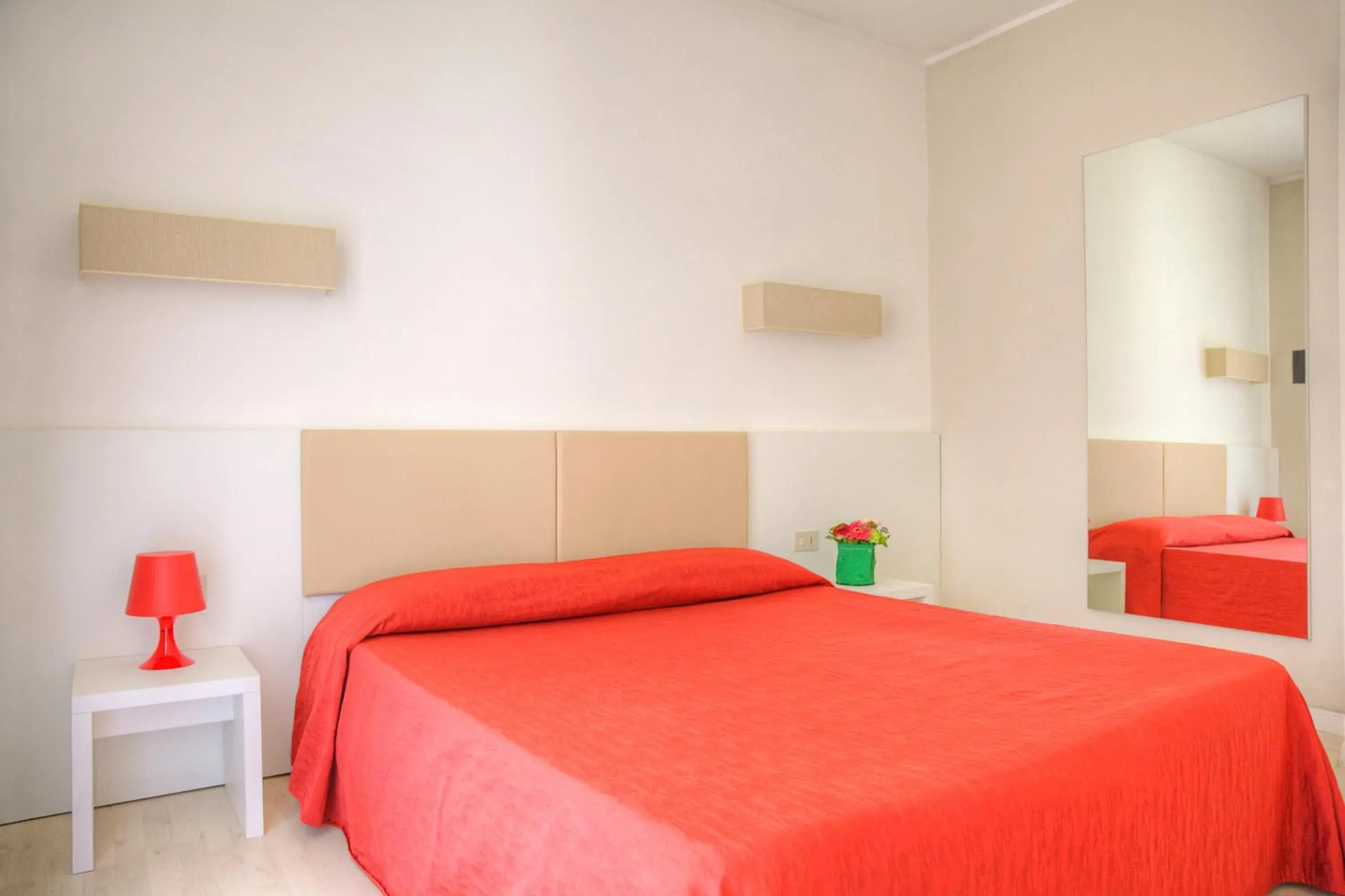 Bedroom, Bed in Ute Hotel Bedroom, Bed in Ute Hotel