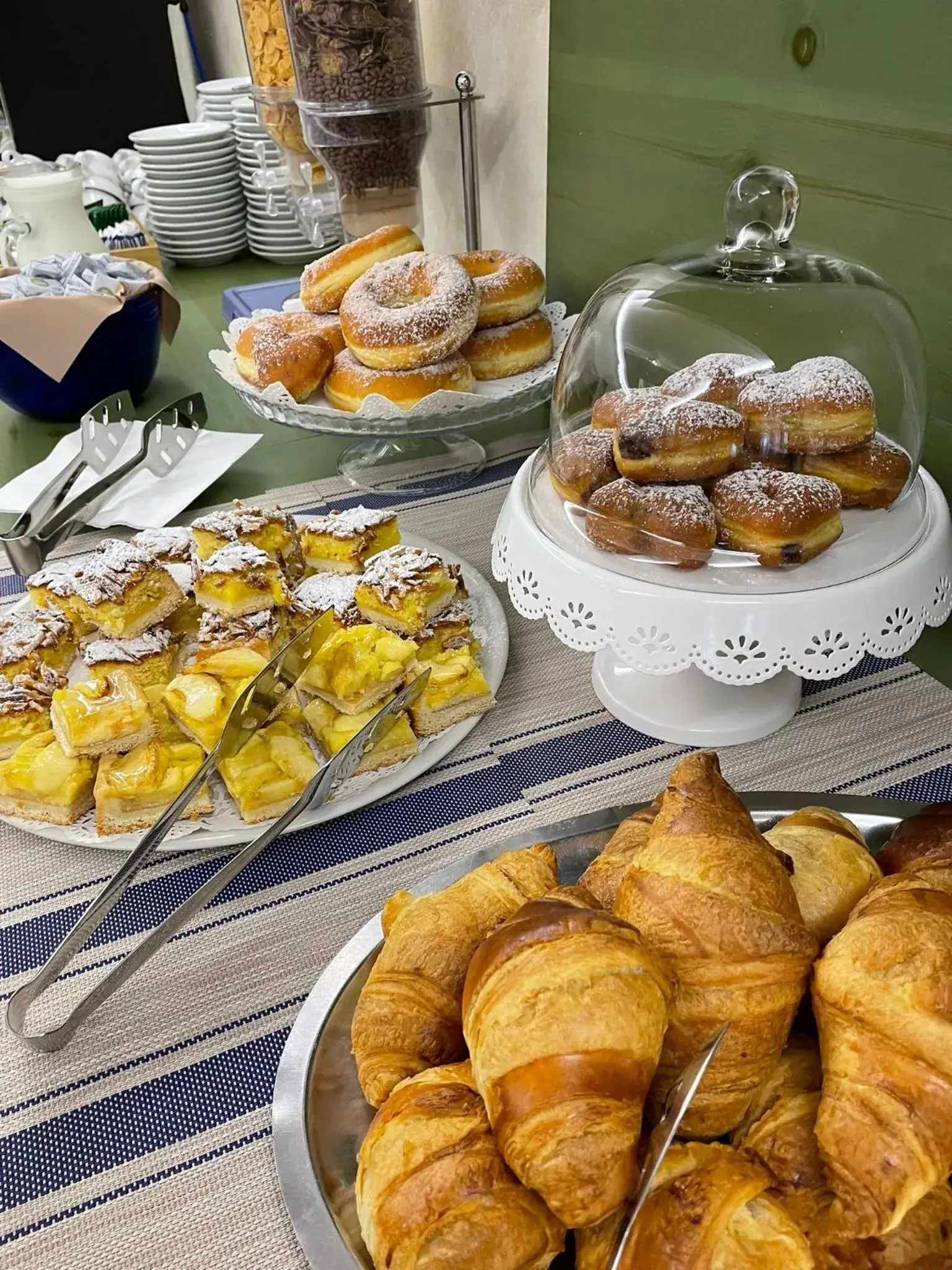 Food and drinks in Ute Hotel Food and drinks in Ute Hotel