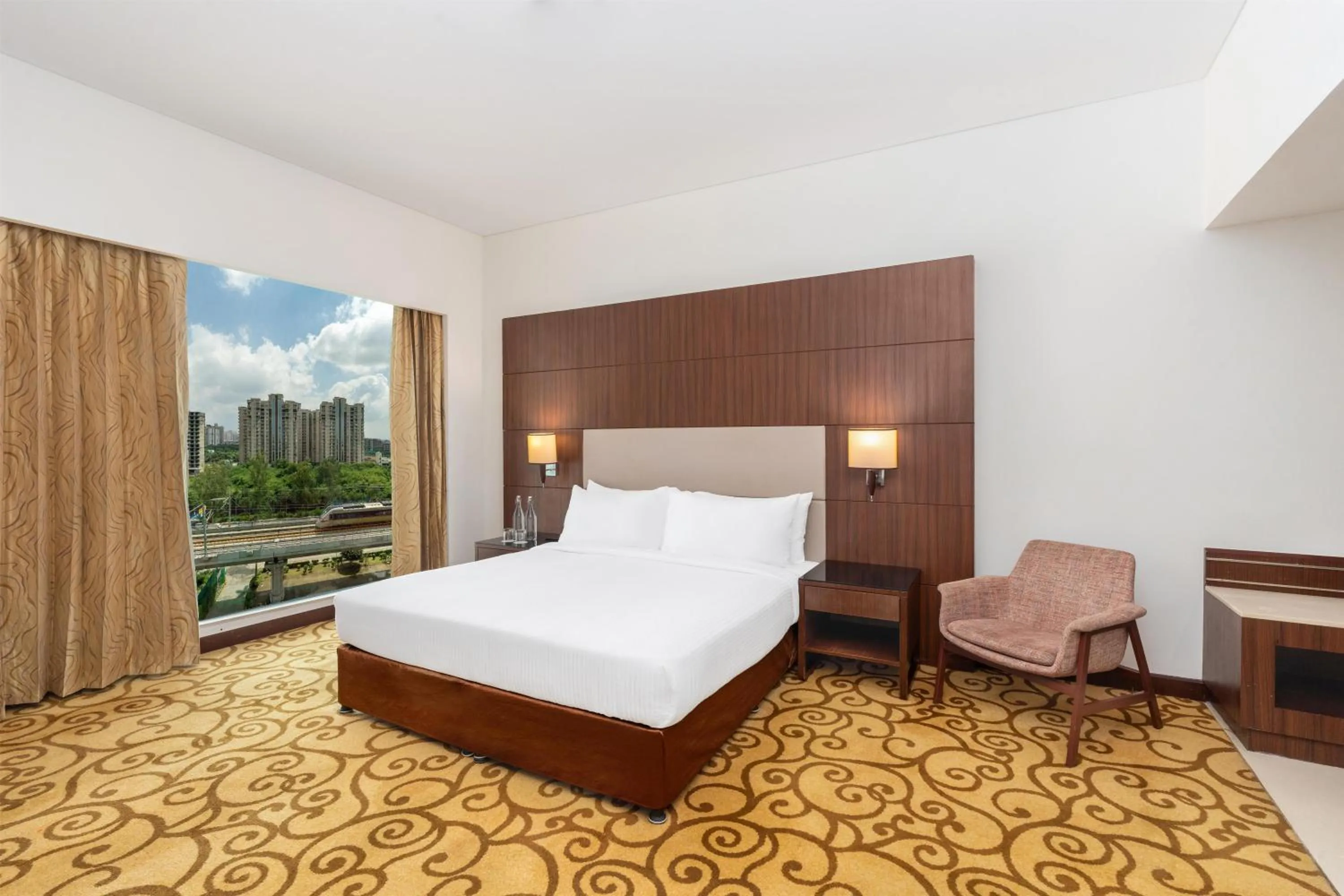 Photo of the whole room, Bed in Country Inn & Suites By Radisson, Sahibabad