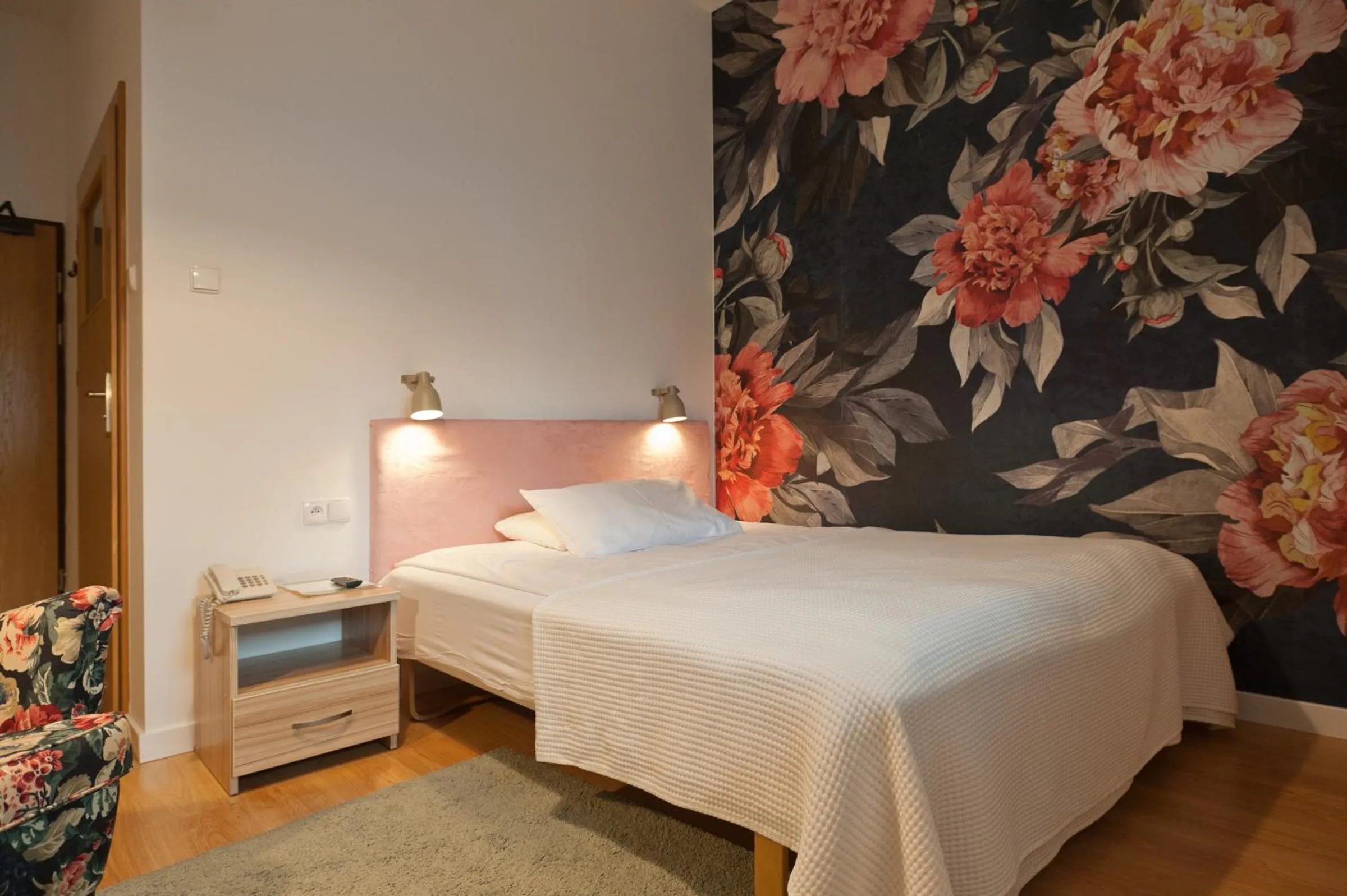 Photo of the whole room, Bed in Pensjonat Pod Jemiołą