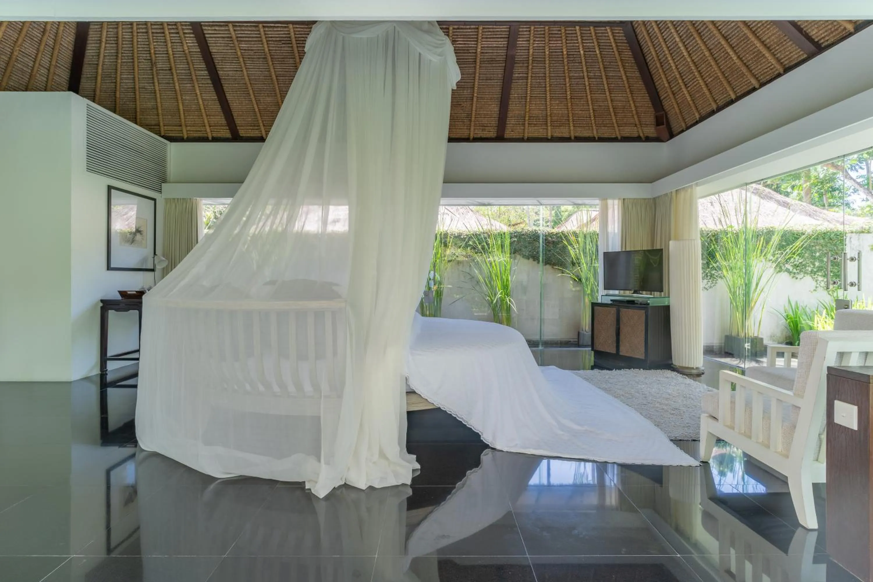 Bed in Kayumanis Nusa Dua Private Villa & Spa