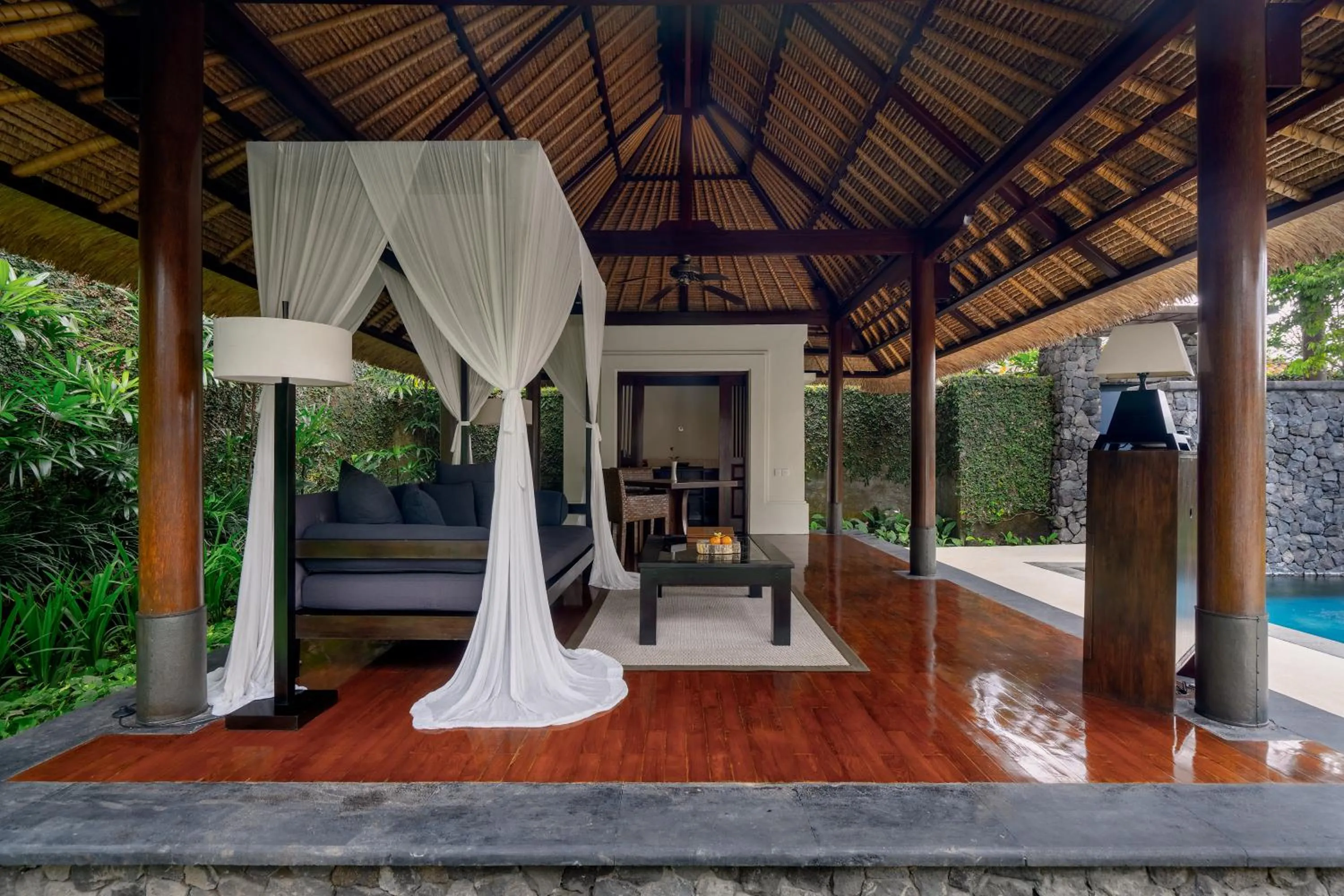 Kitchen or kitchenette in Kayumanis Ubud Private Villas & Spa