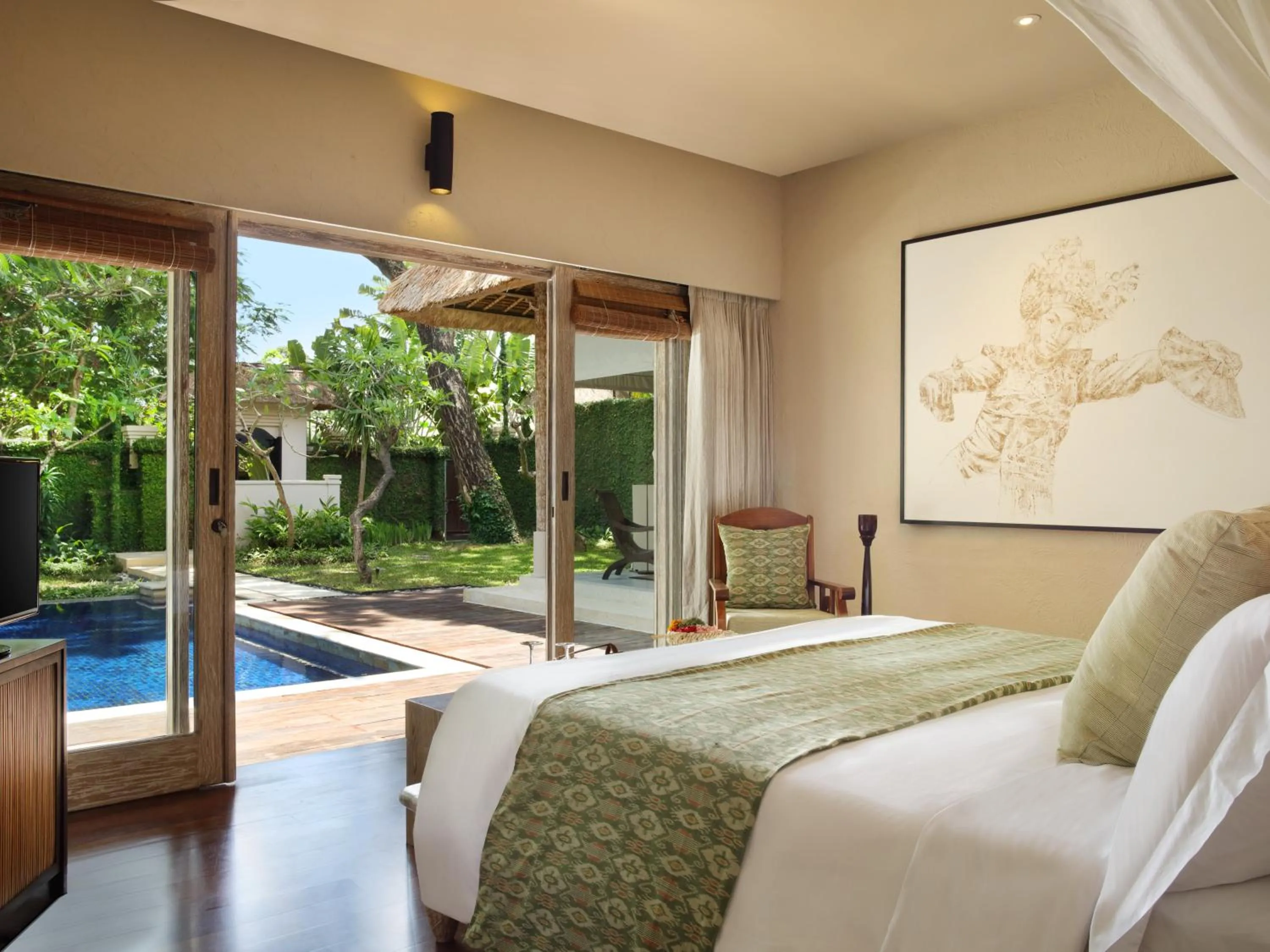 Bed in Kayumanis Sanur Private Villa and Spa