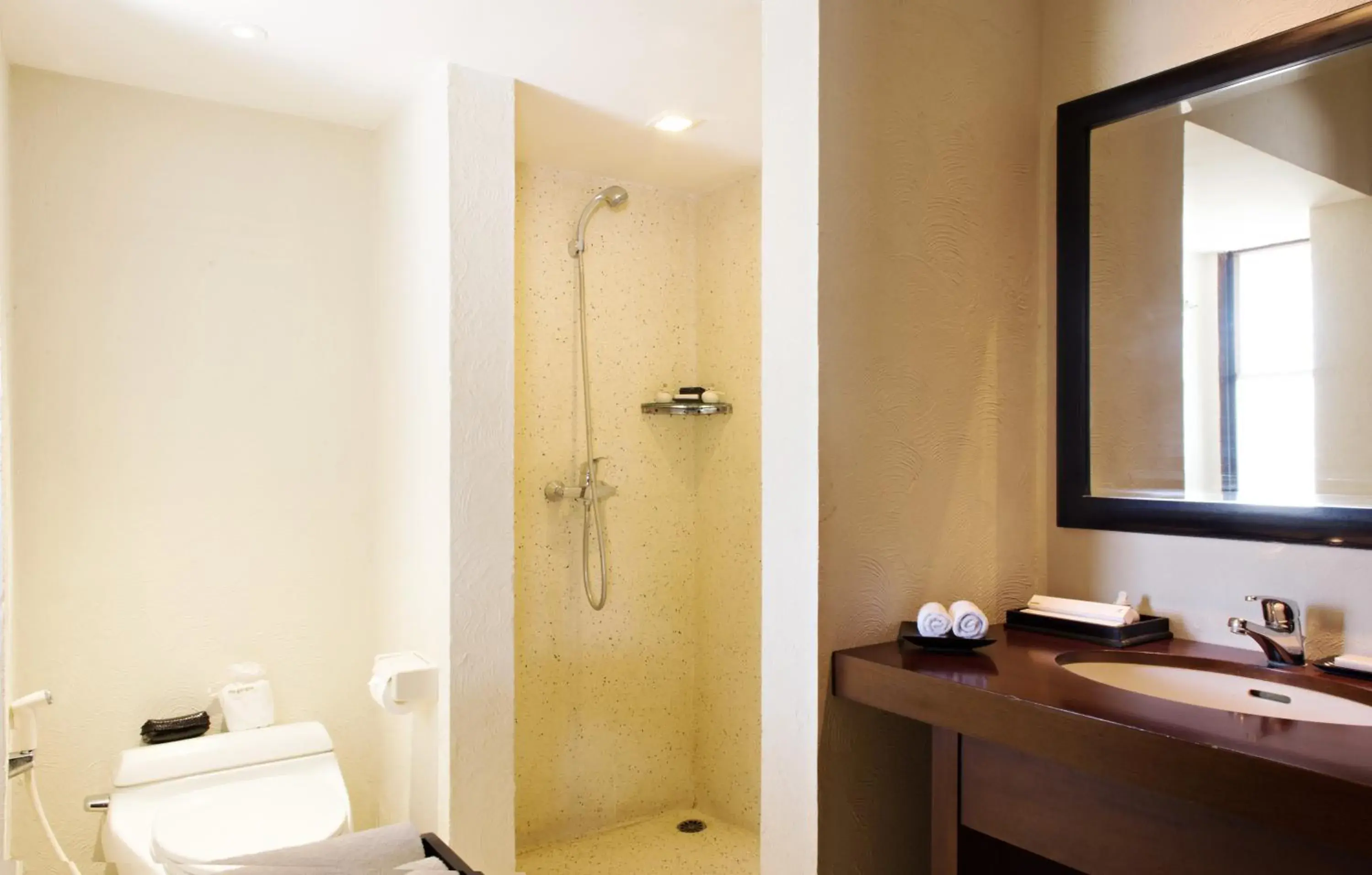 Bathroom in Kayumanis Sanur Private Villa and Spa Bathroom in Kayumanis Sanur Private Villa and Spa