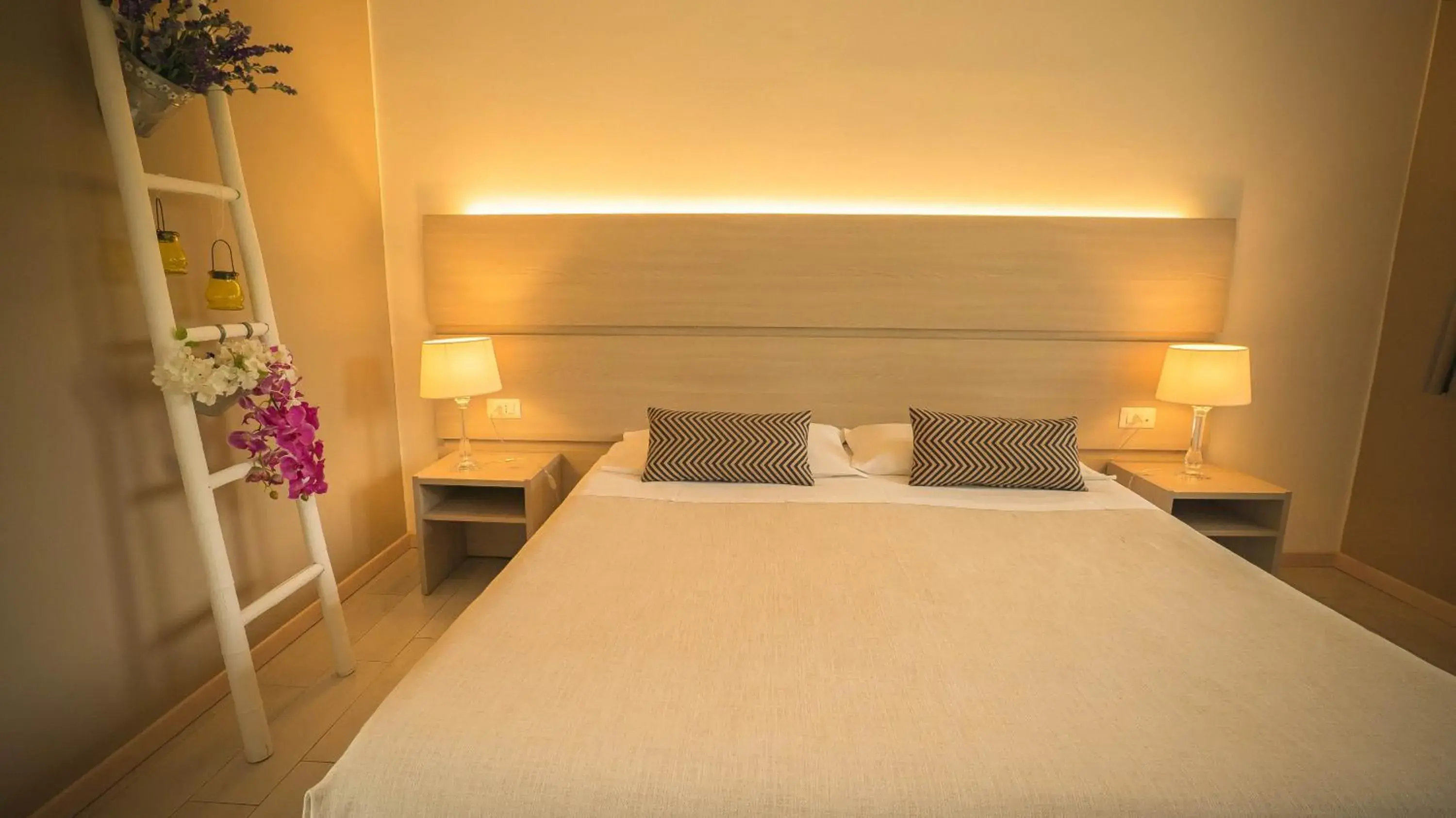 Triple Room with Pool View in Agriturismo Dolce Luna Triple Room with Pool View in Agriturismo Dolce Luna