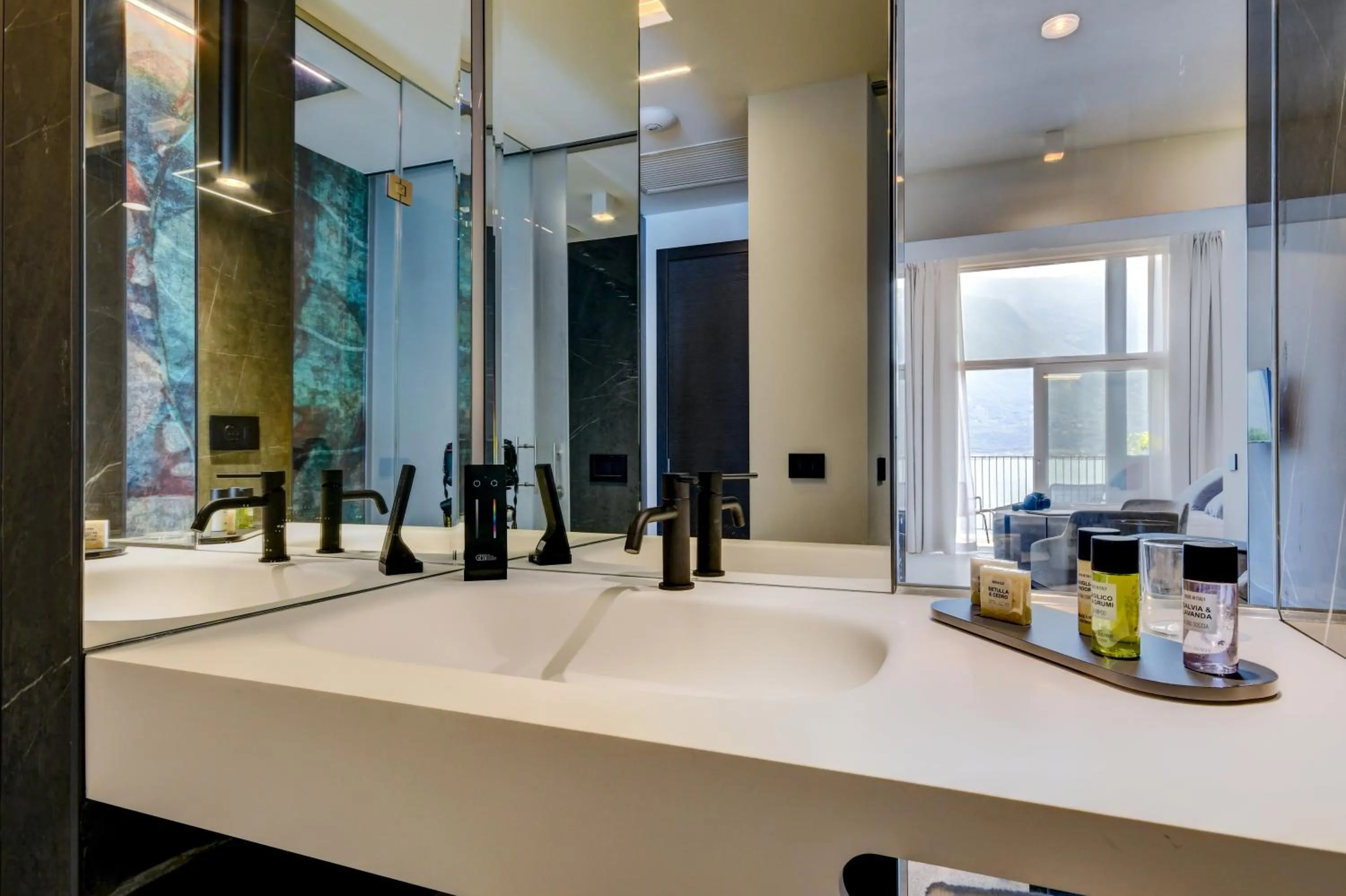 Bathroom in Hotel Du Lac