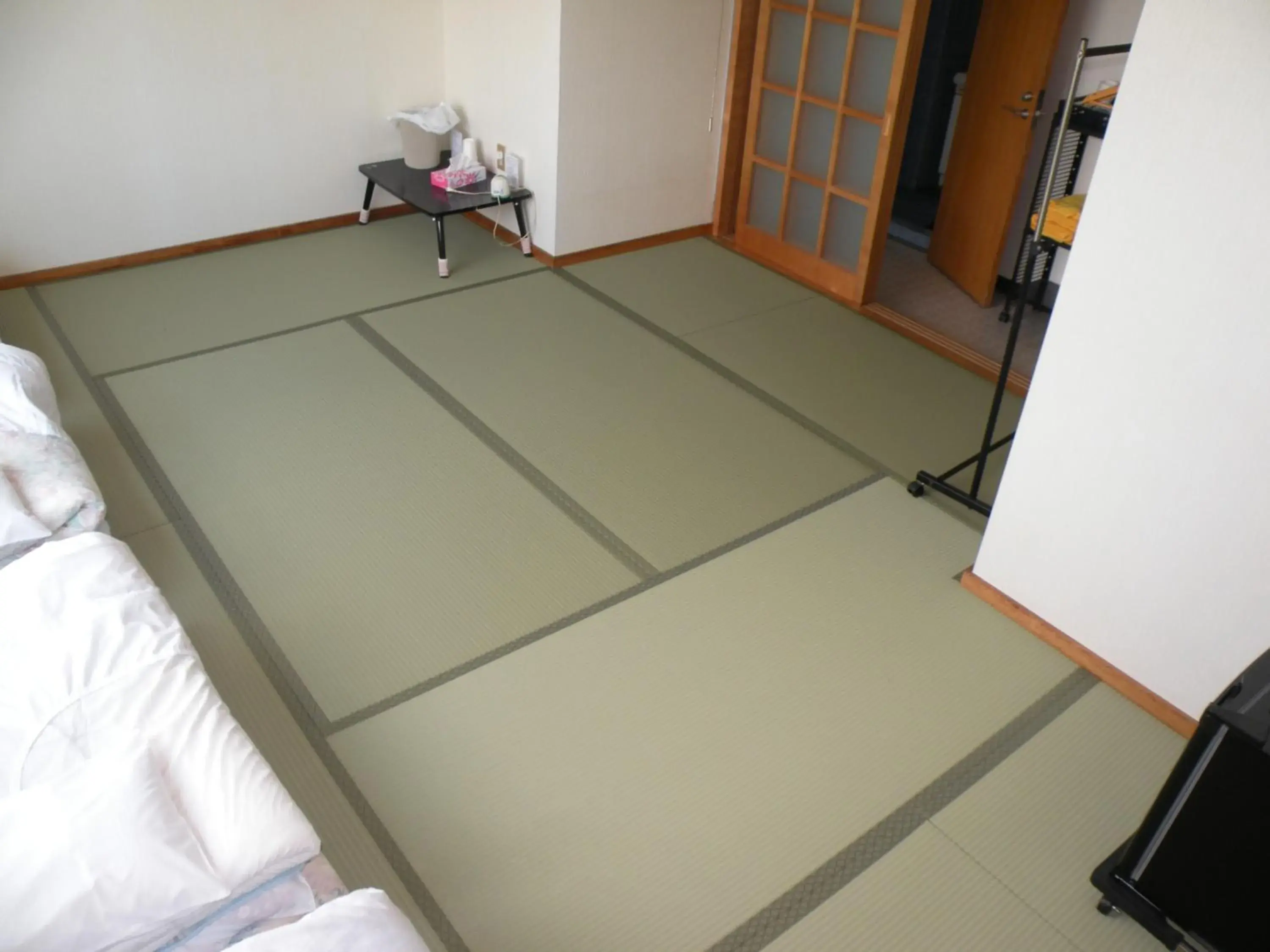 Quadruple Room with Private Bathroom in Business Hotel Minshuku Minato Quadruple Room with Private Bathroom in Business Hotel Minshuku Minato