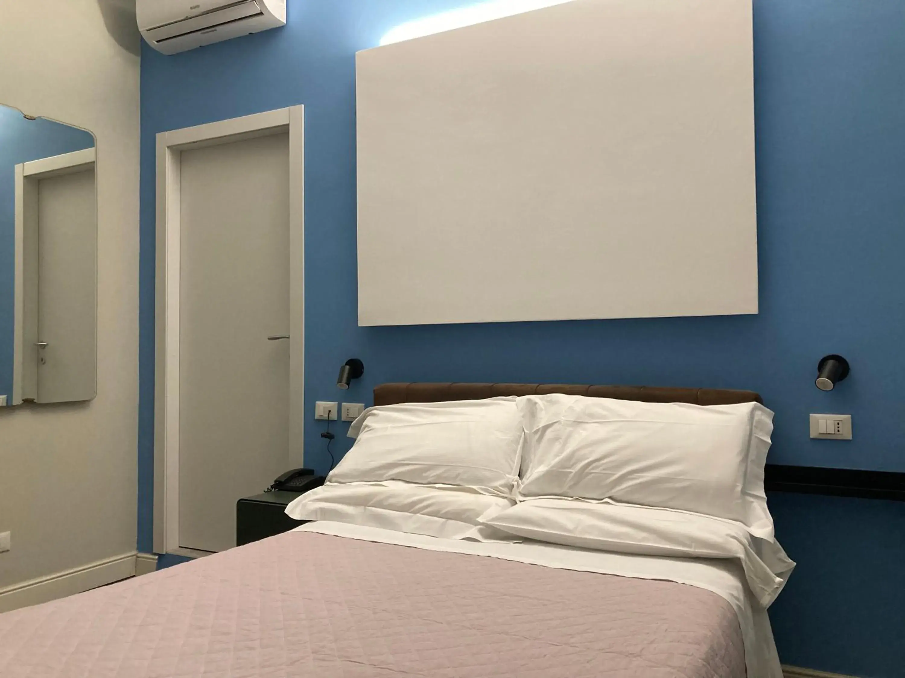 Bed in Hotel Calypso Bed in Hotel Calypso