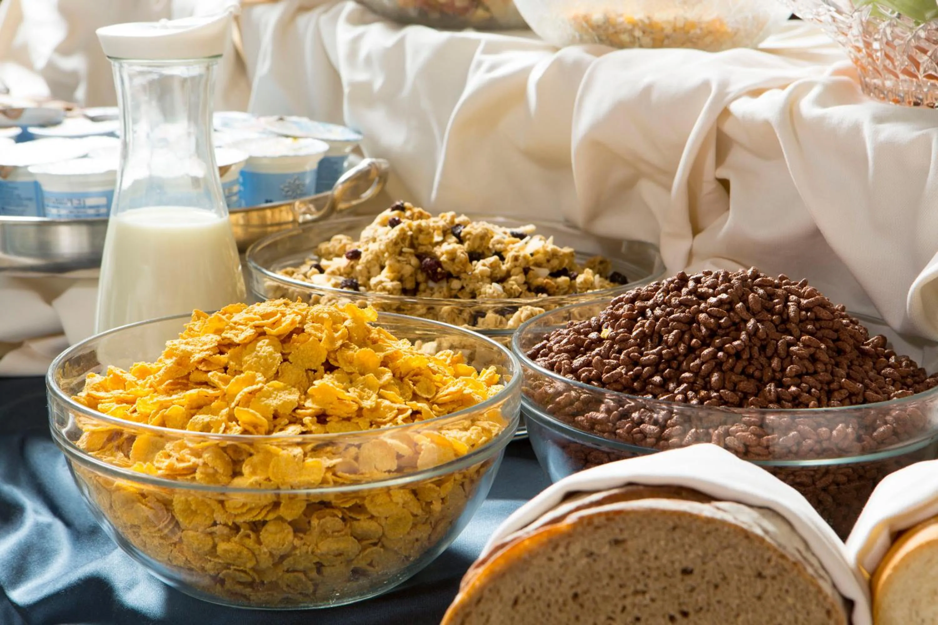 Restaurant/places to eat in Hotel Byron Bellavista