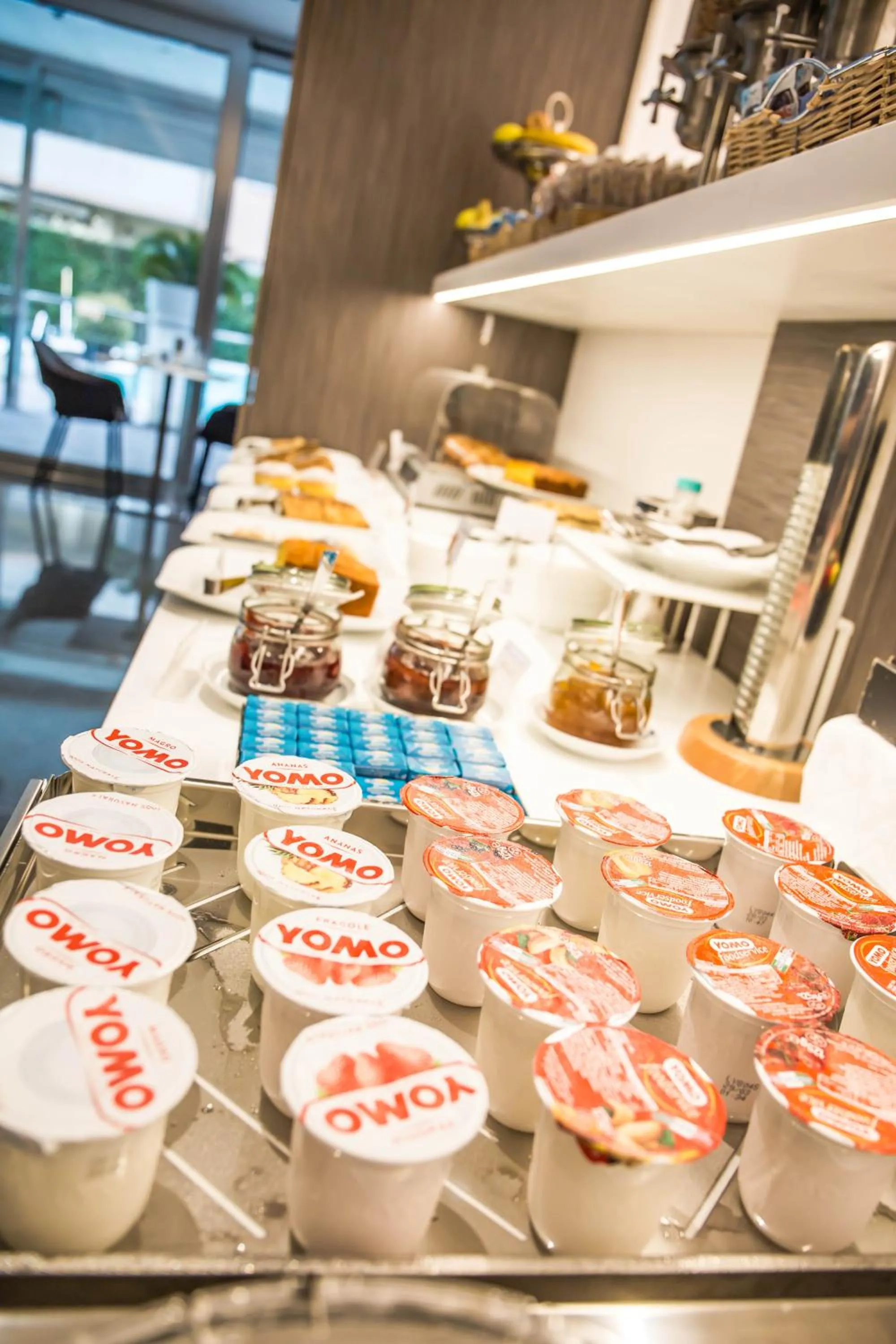 Restaurant/places to eat in Hotel Imperial