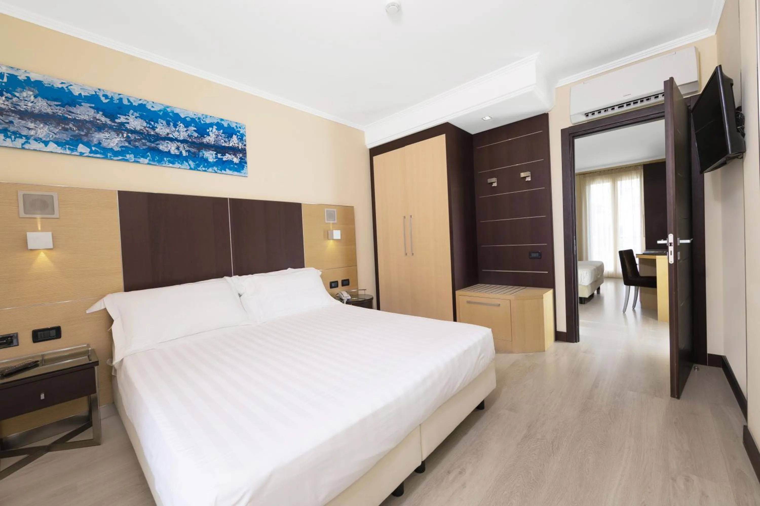 Bed in Hotel Imperial