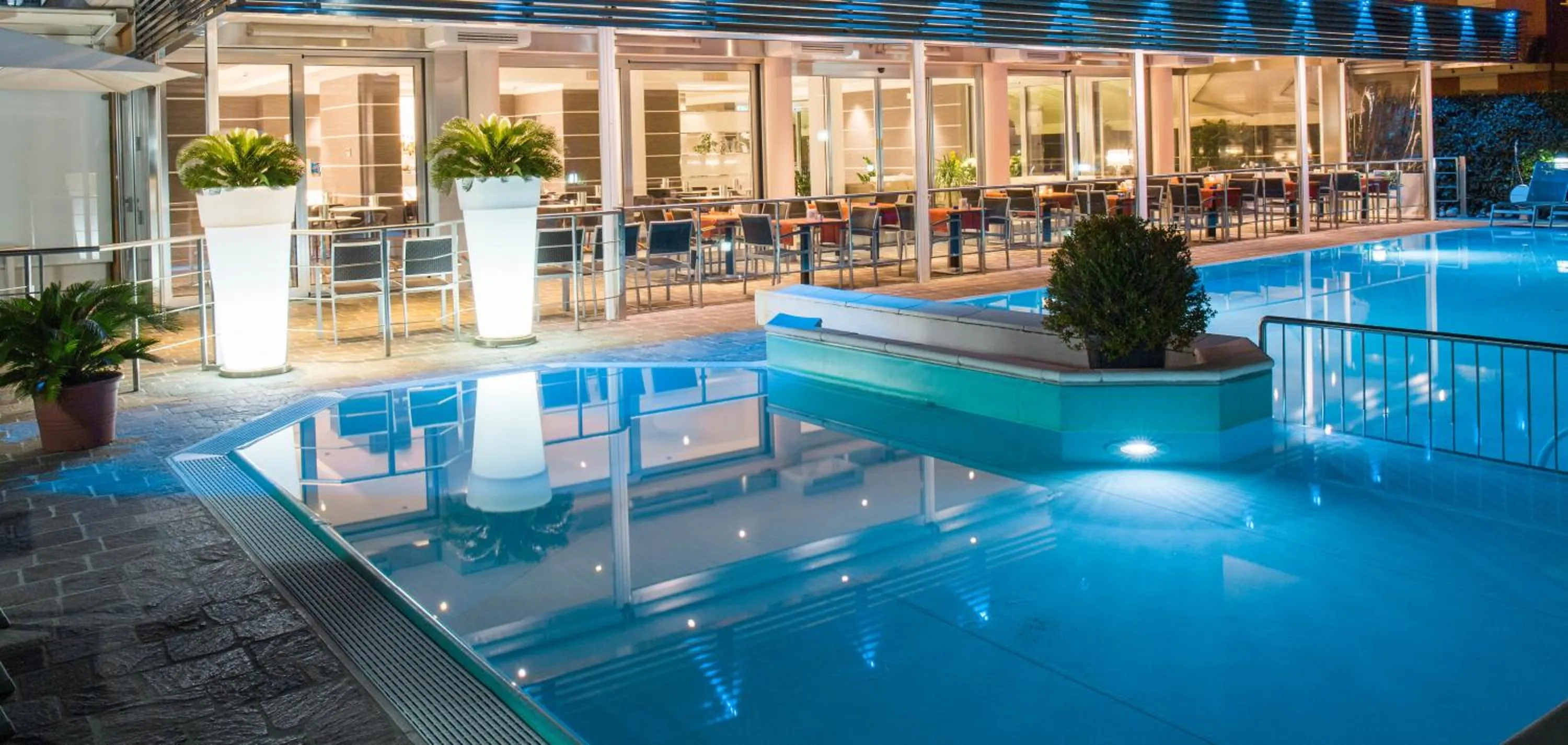 Pool view in Hotel Imperial