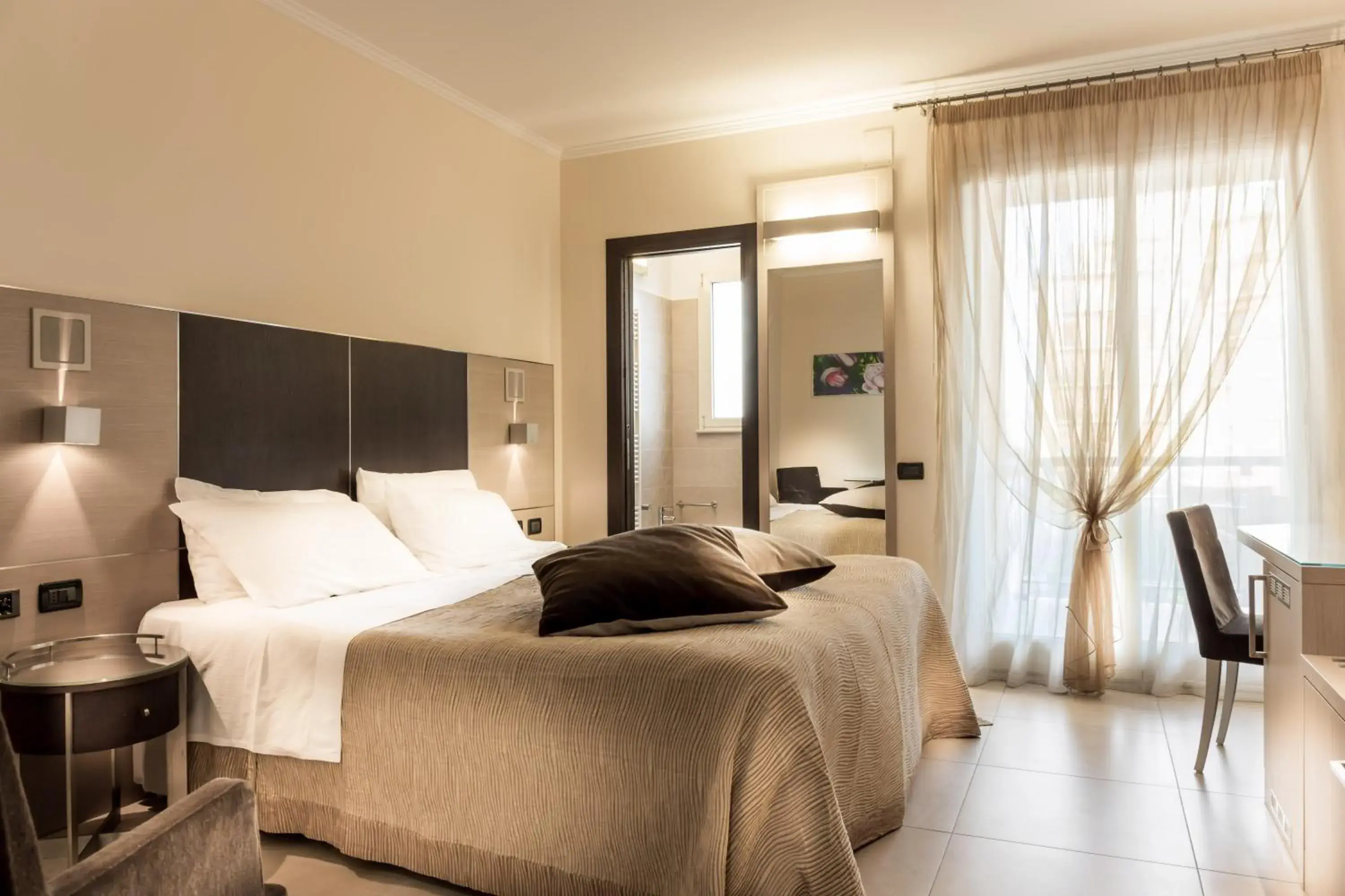 Superior Double Room Single use in Hotel Imperial Superior Double Room Single use in Hotel Imperial