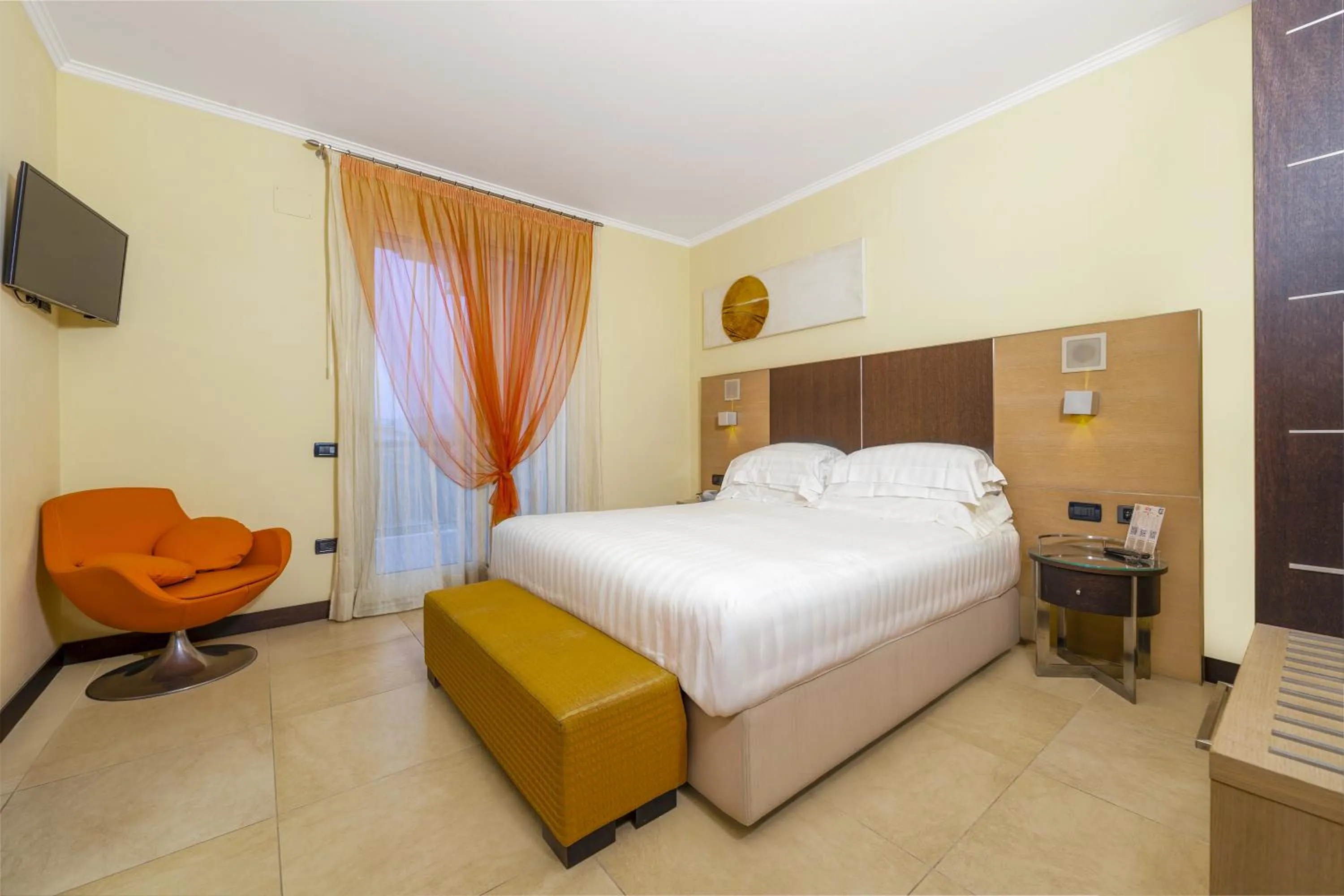 Bed in Hotel Imperial