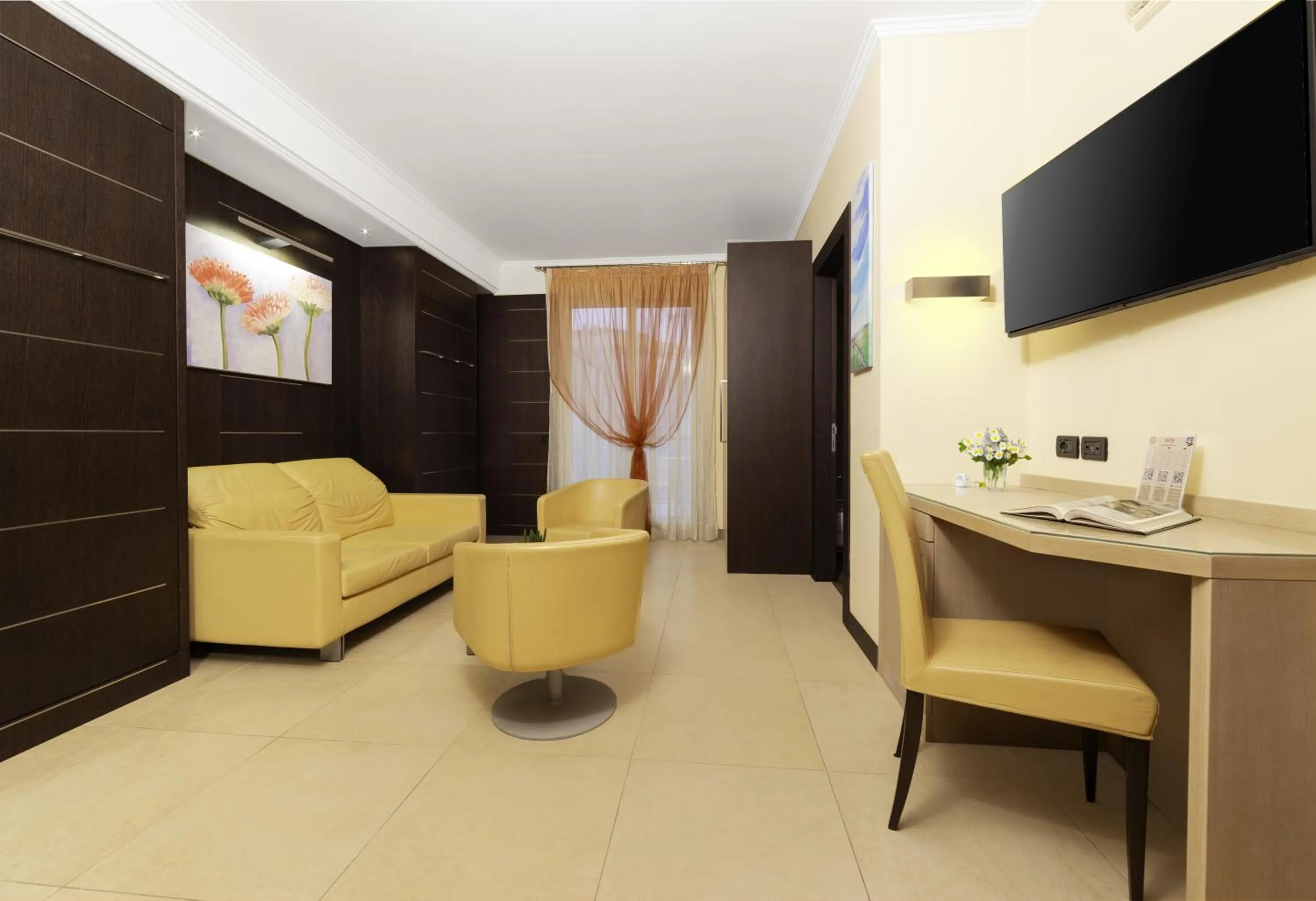 TV and multimedia in Hotel Imperial