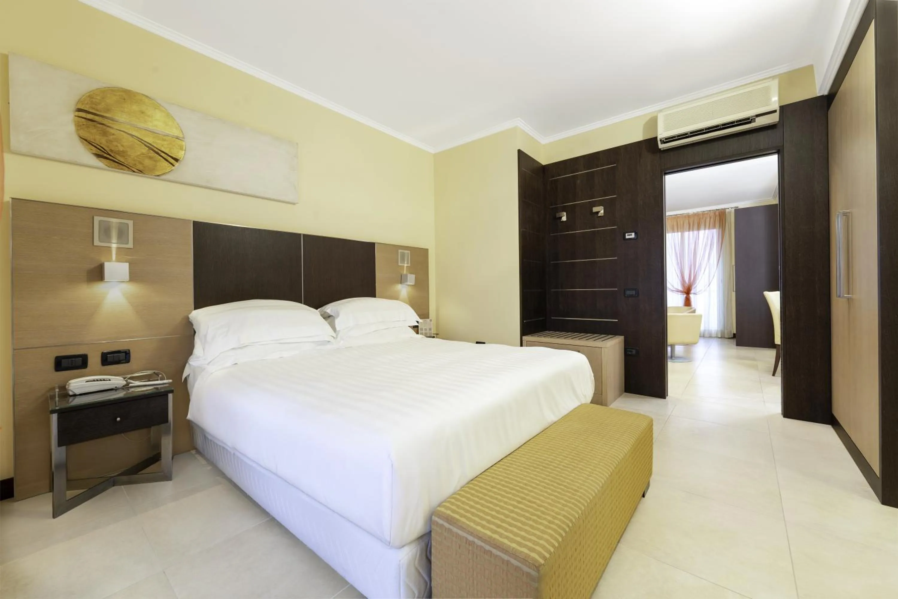 Bed in Hotel Imperial