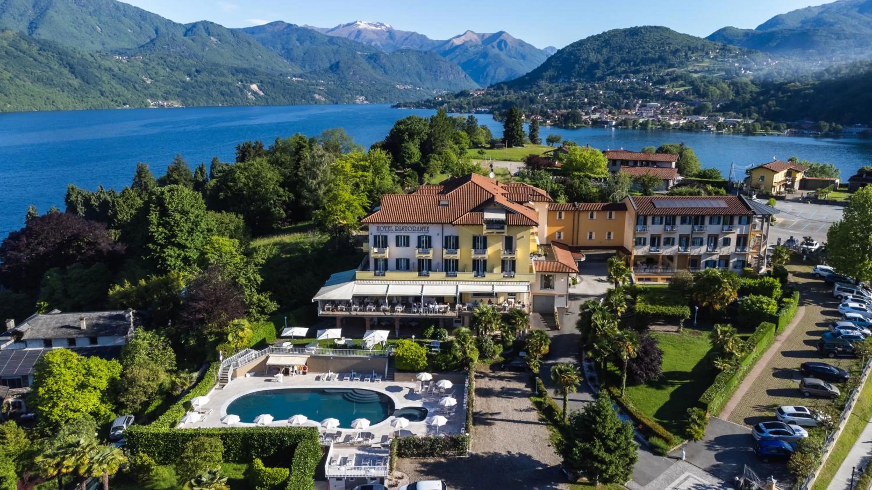 Property building in Hotel La Bussola