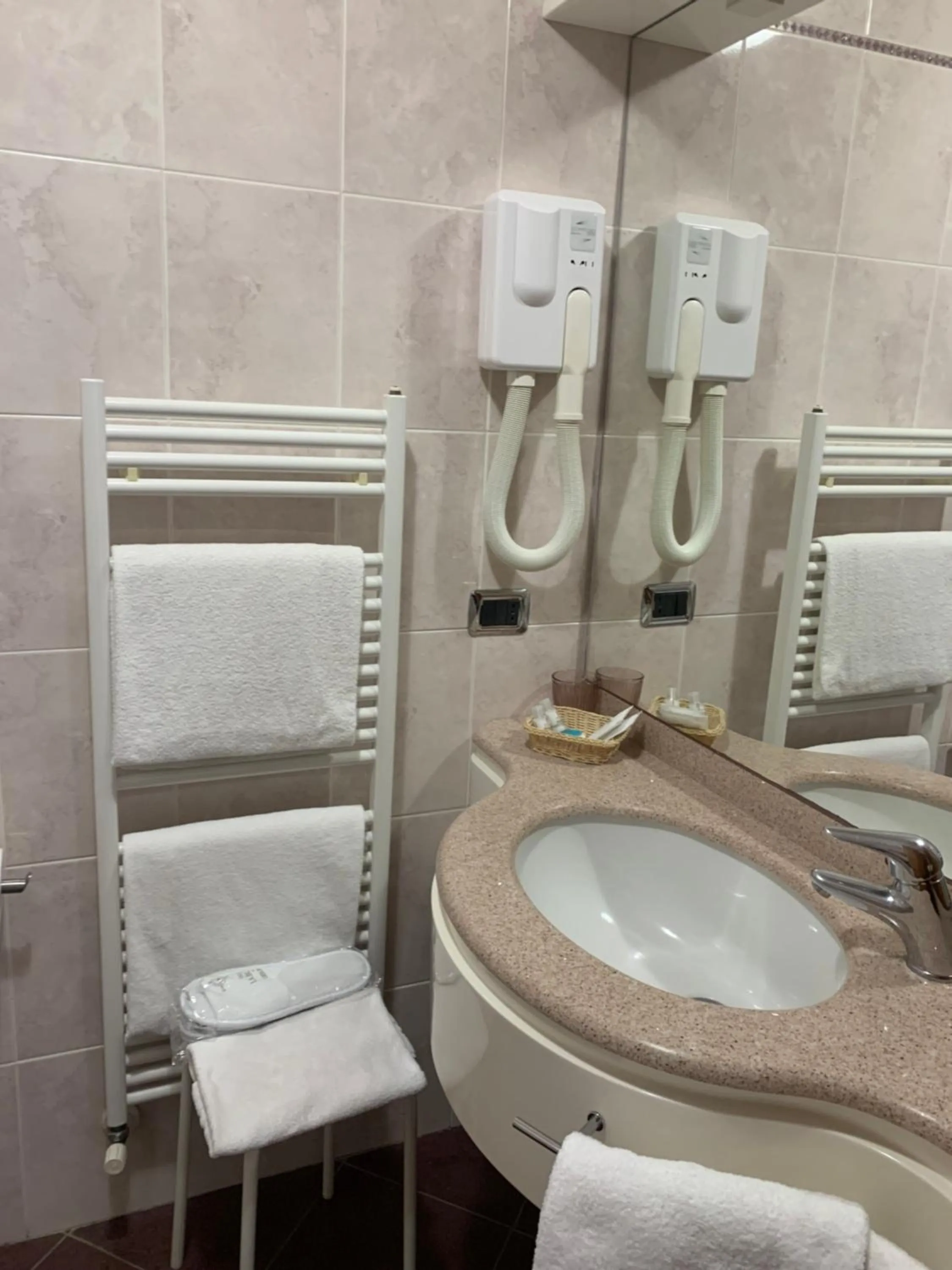 Bathroom in Hotel La Bussola