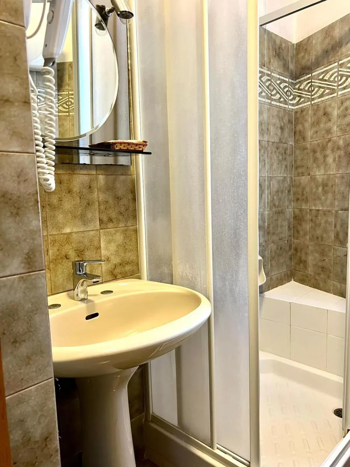 Small Double Room in Hotel Marvin Small Double Room in Hotel Marvin