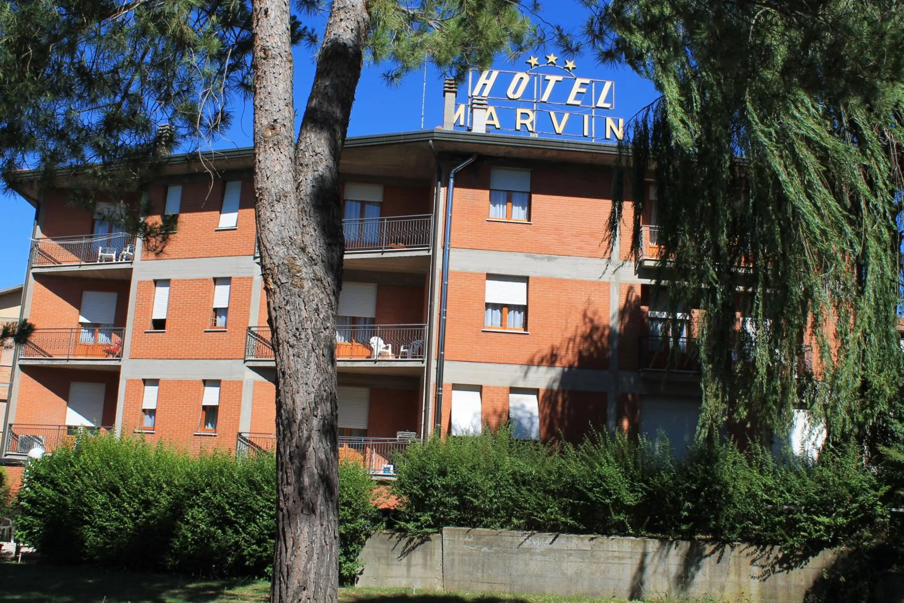Property building in Hotel Marvin
