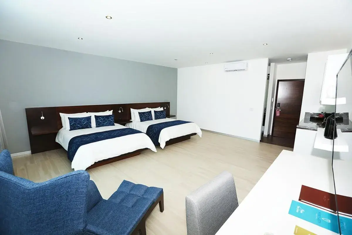 Double or Twin Room with Sea View in Hotel Marea Vista Double or Twin Room with Sea View in Hotel Marea Vista