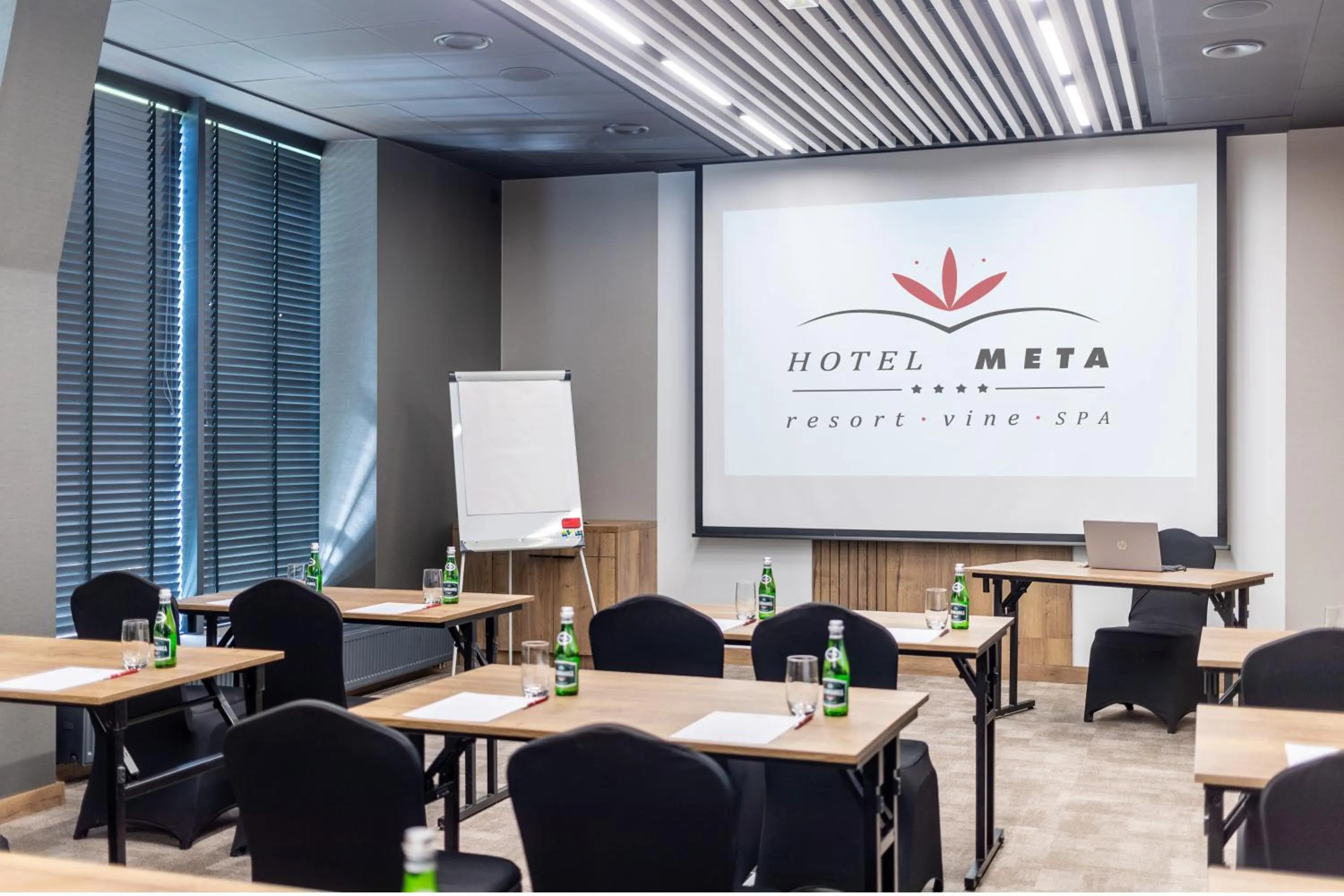 Business facilities in Hotel META Resort & Vine SPA