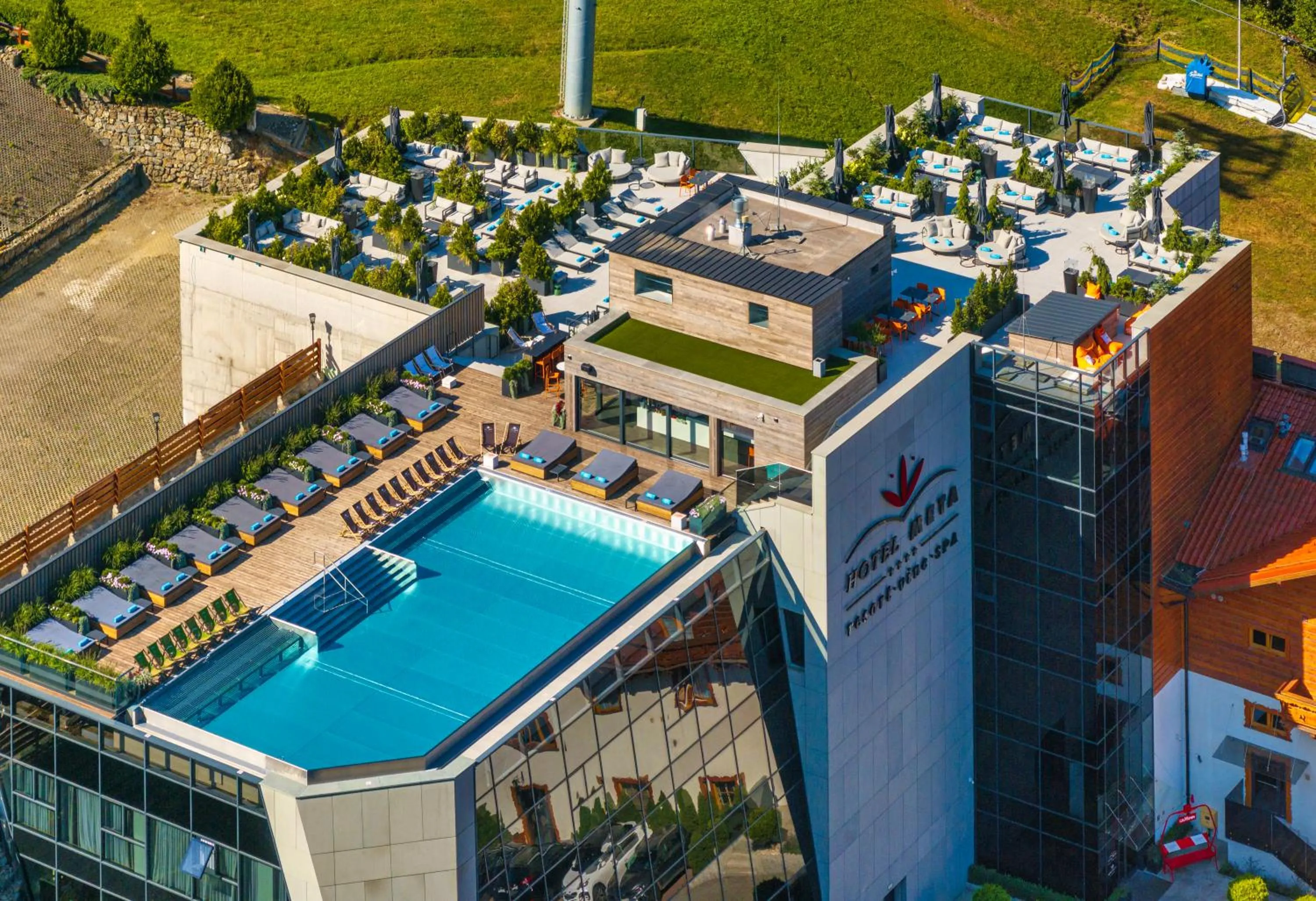 Property building in Hotel META Resort & Vine SPA