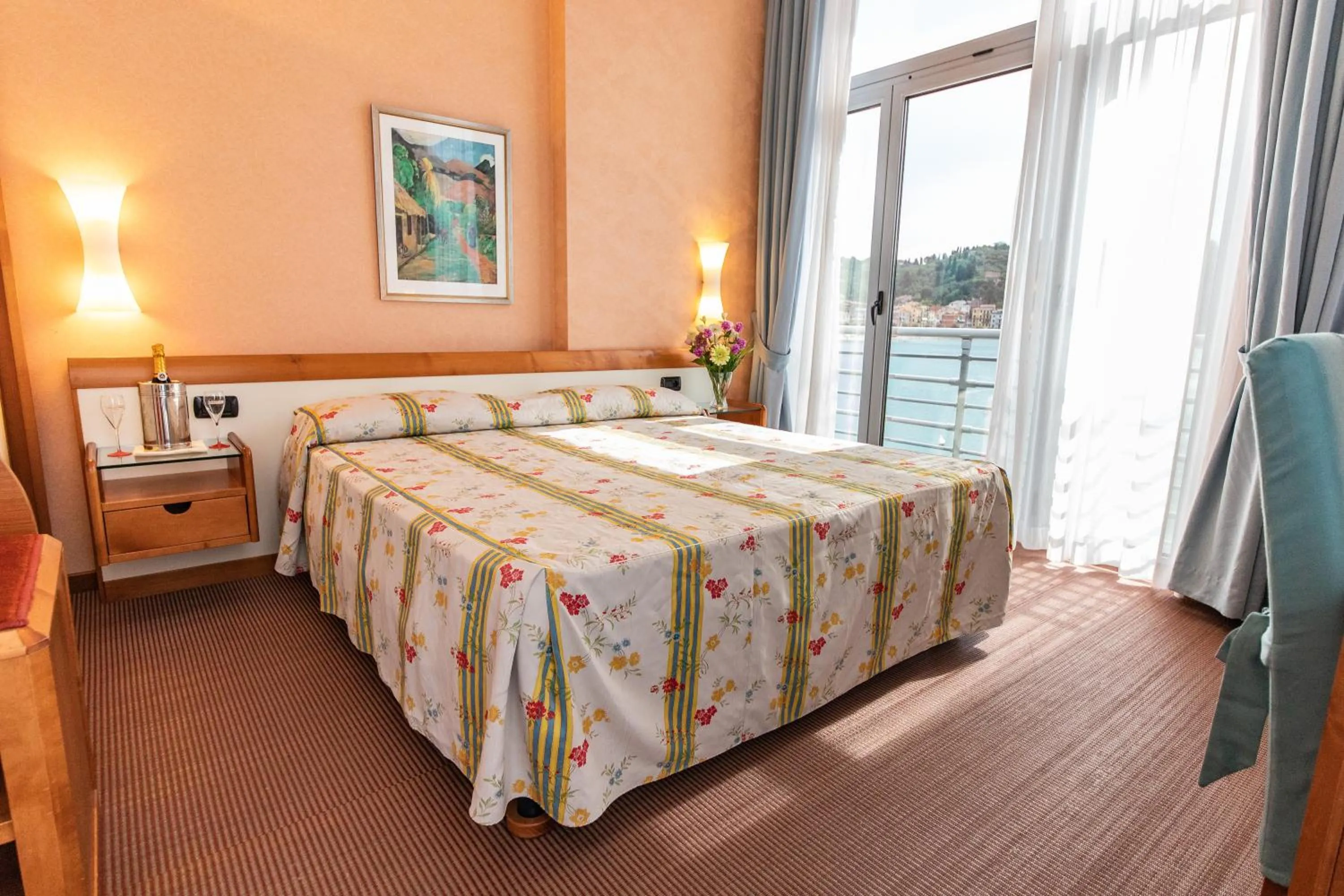 Bed in Hotel San Terenzo