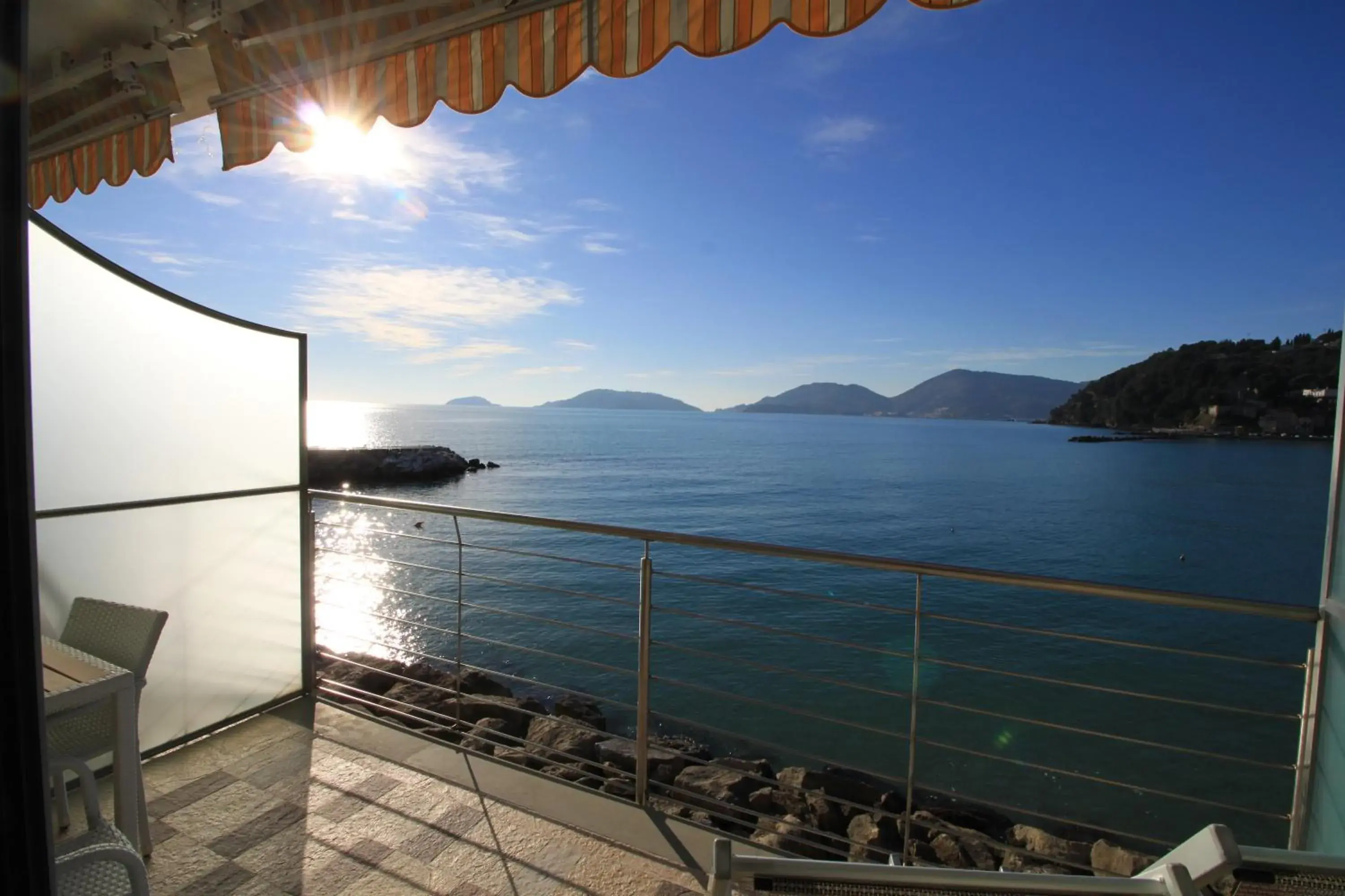 Sea view in Hotel San Terenzo Sea view in Hotel San Terenzo