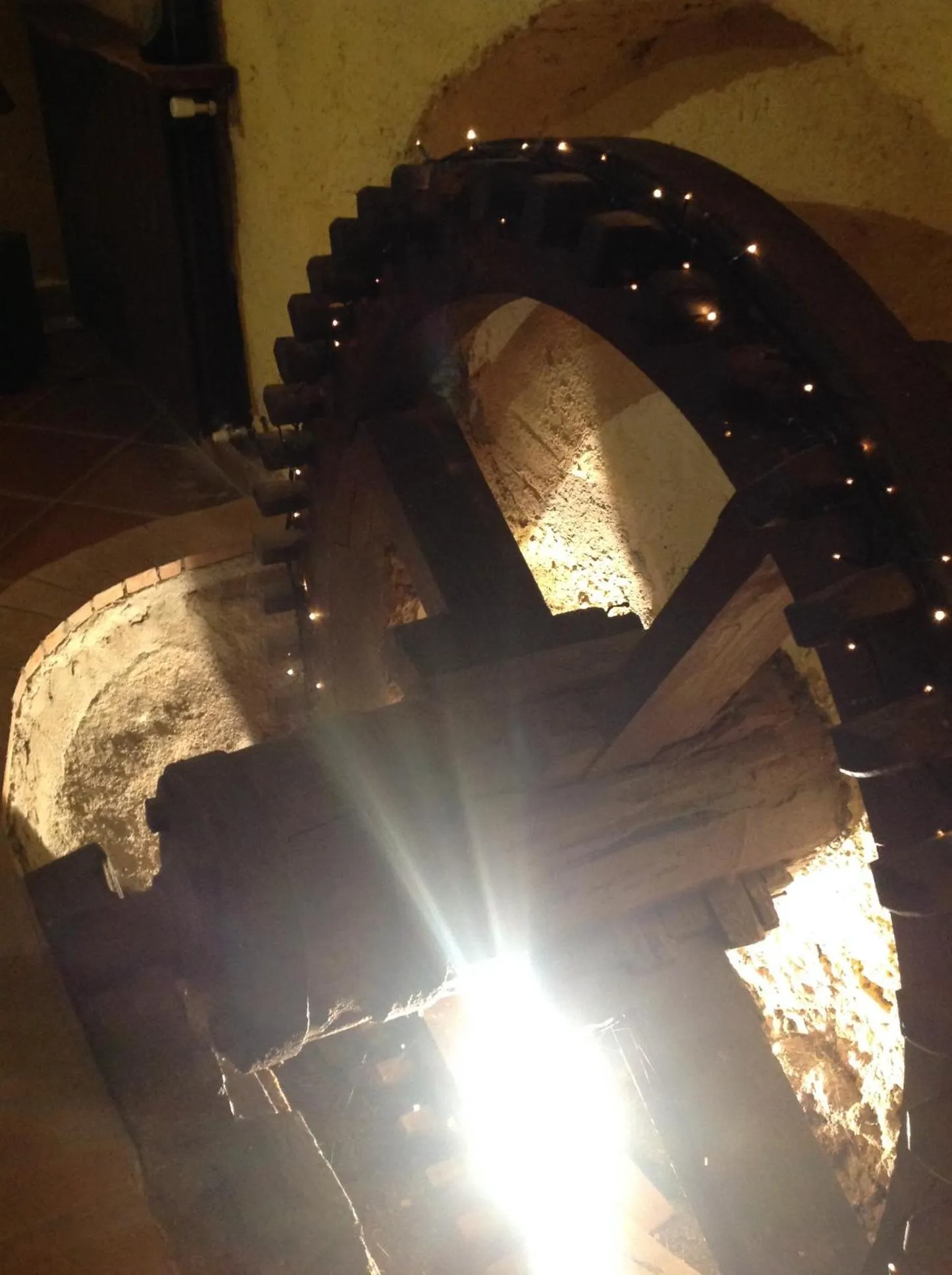 Decorative detail in Guest House Antico Frantoio Pietrasanta Affittacamere